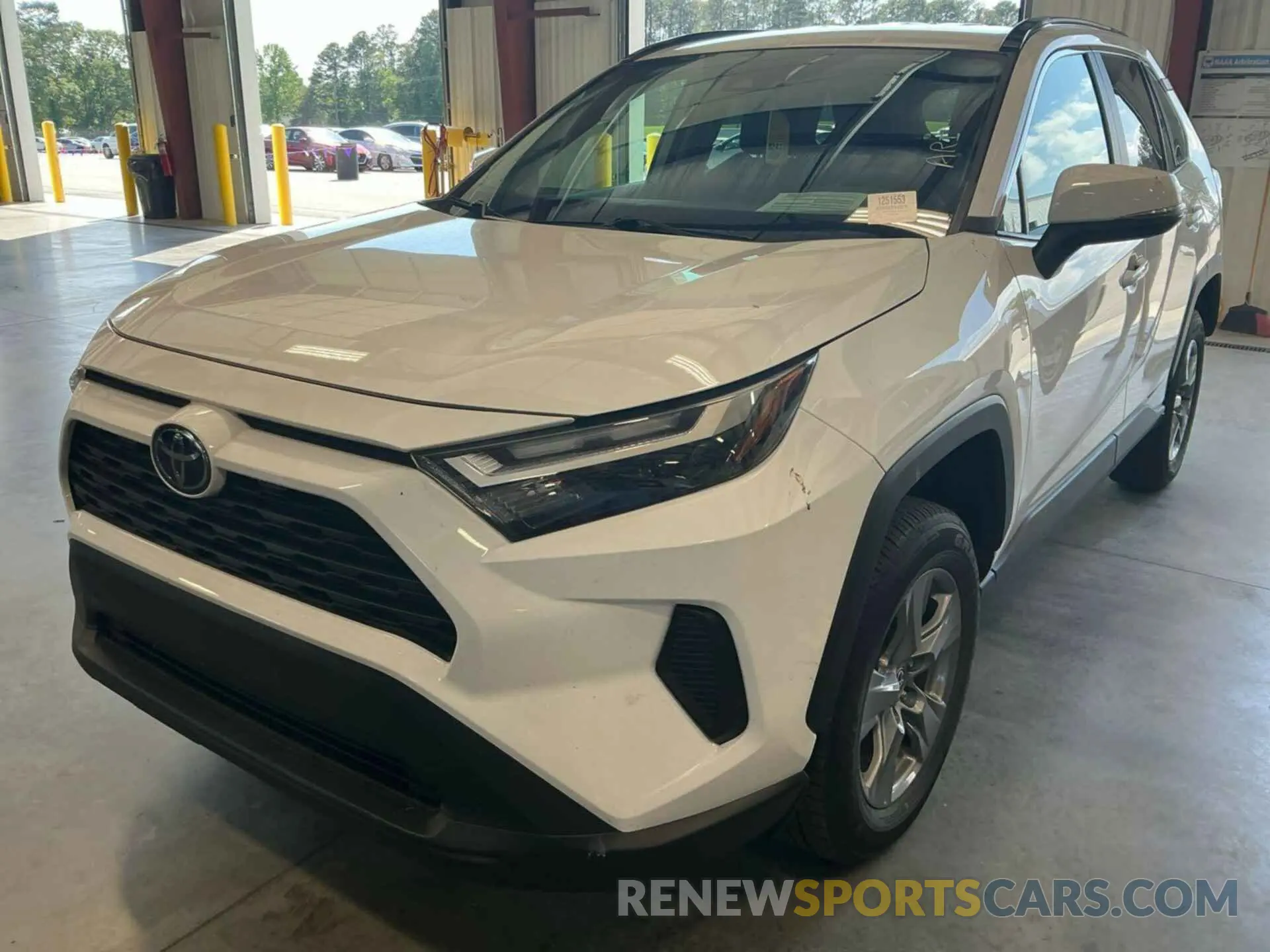 5 fotografías del automóvil dañado 2T3P1RFV0NC281871 TOYOTA RAV4 2022