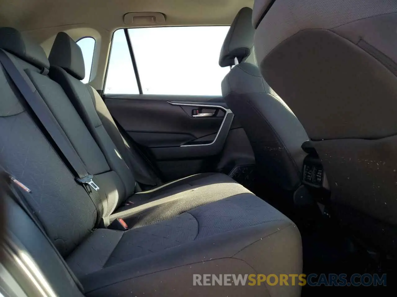 11 fotografías del automóvil dañado 2T3P1RFV0NW322269 TOYOTA RAV4 2022