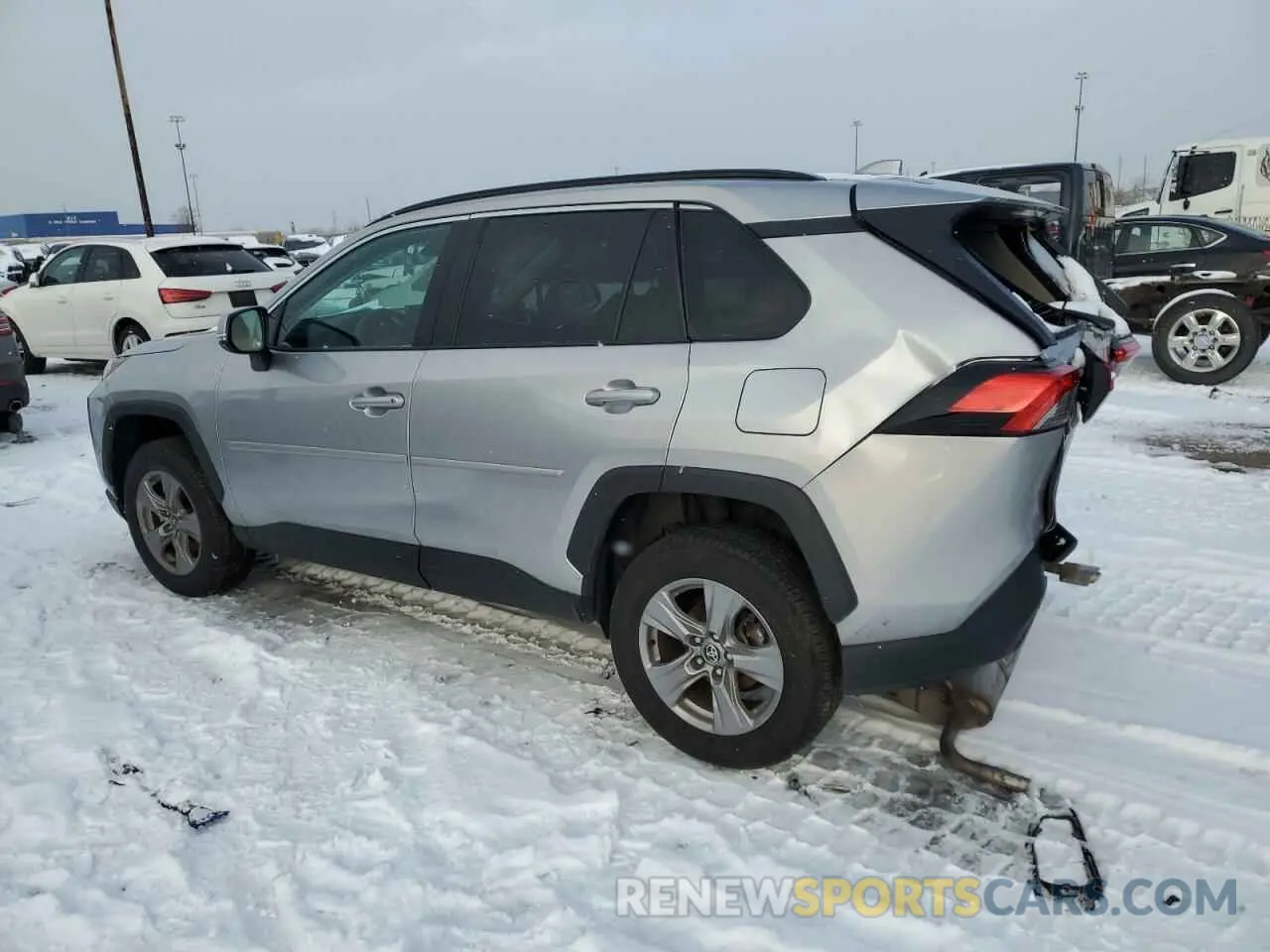 2 fotografías del automóvil dañado 2T3P1RFV1NC305658 TOYOTA RAV4 2022
