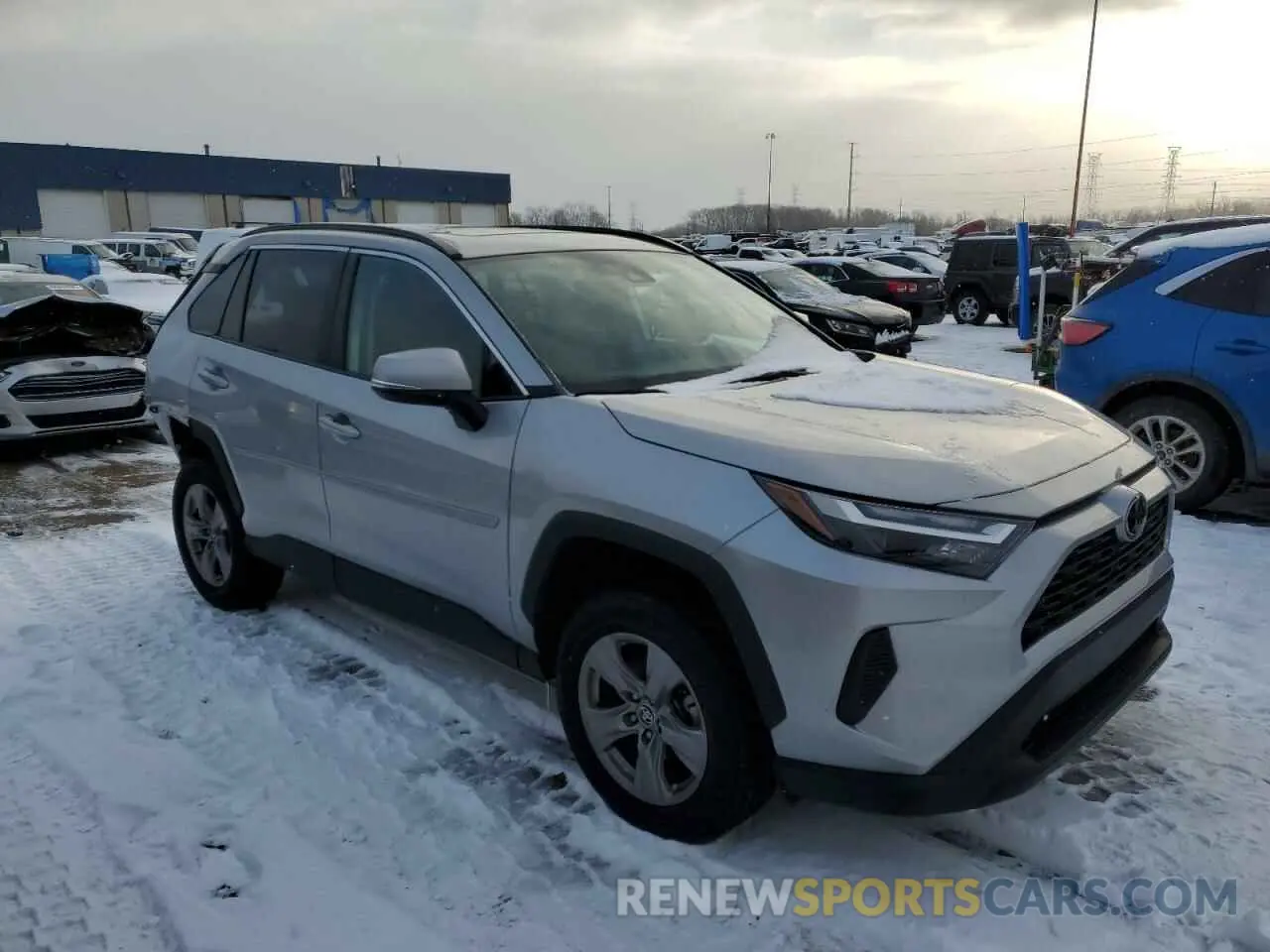 4 fotografías del automóvil dañado 2T3P1RFV1NC305658 TOYOTA RAV4 2022