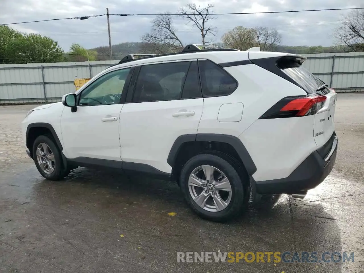 2 fotografías del automóvil dañado 2T3P1RFV2NC267552 TOYOTA RAV4 2022