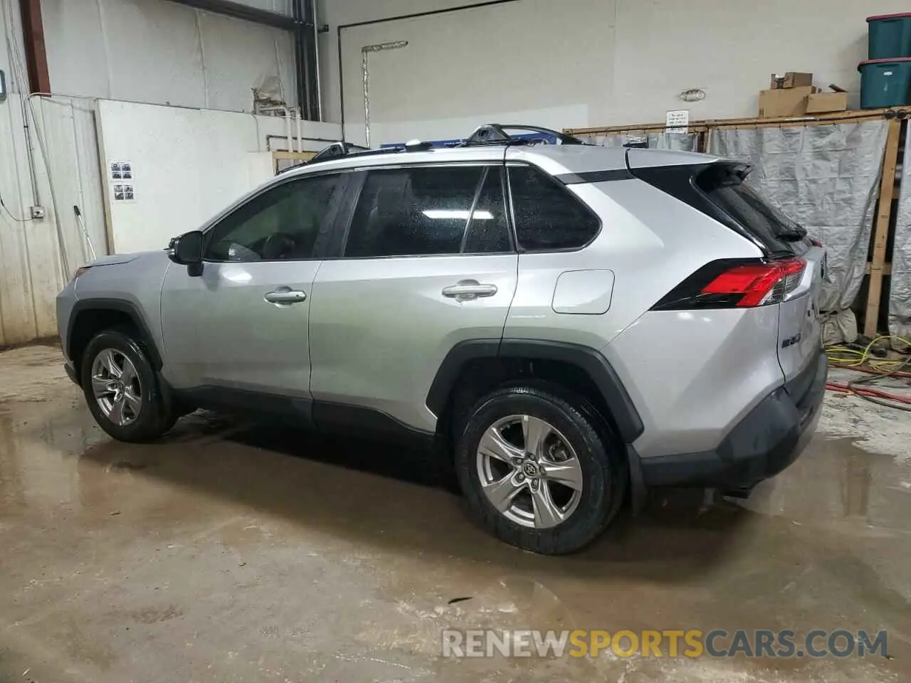 2 fotografías del automóvil dañado 2T3P1RFV2NC298414 TOYOTA RAV4 2022