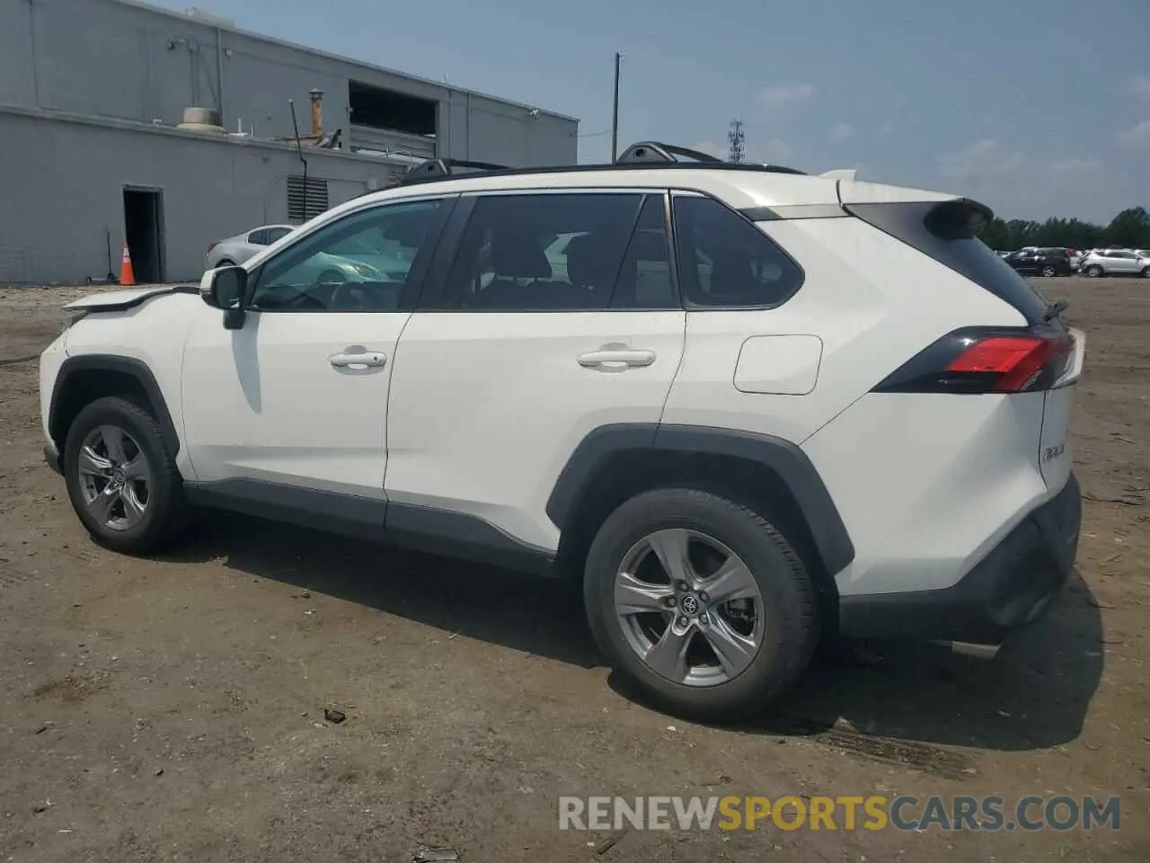 2 fotografías del automóvil dañado 2T3P1RFV3NC262019 TOYOTA RAV4 2022