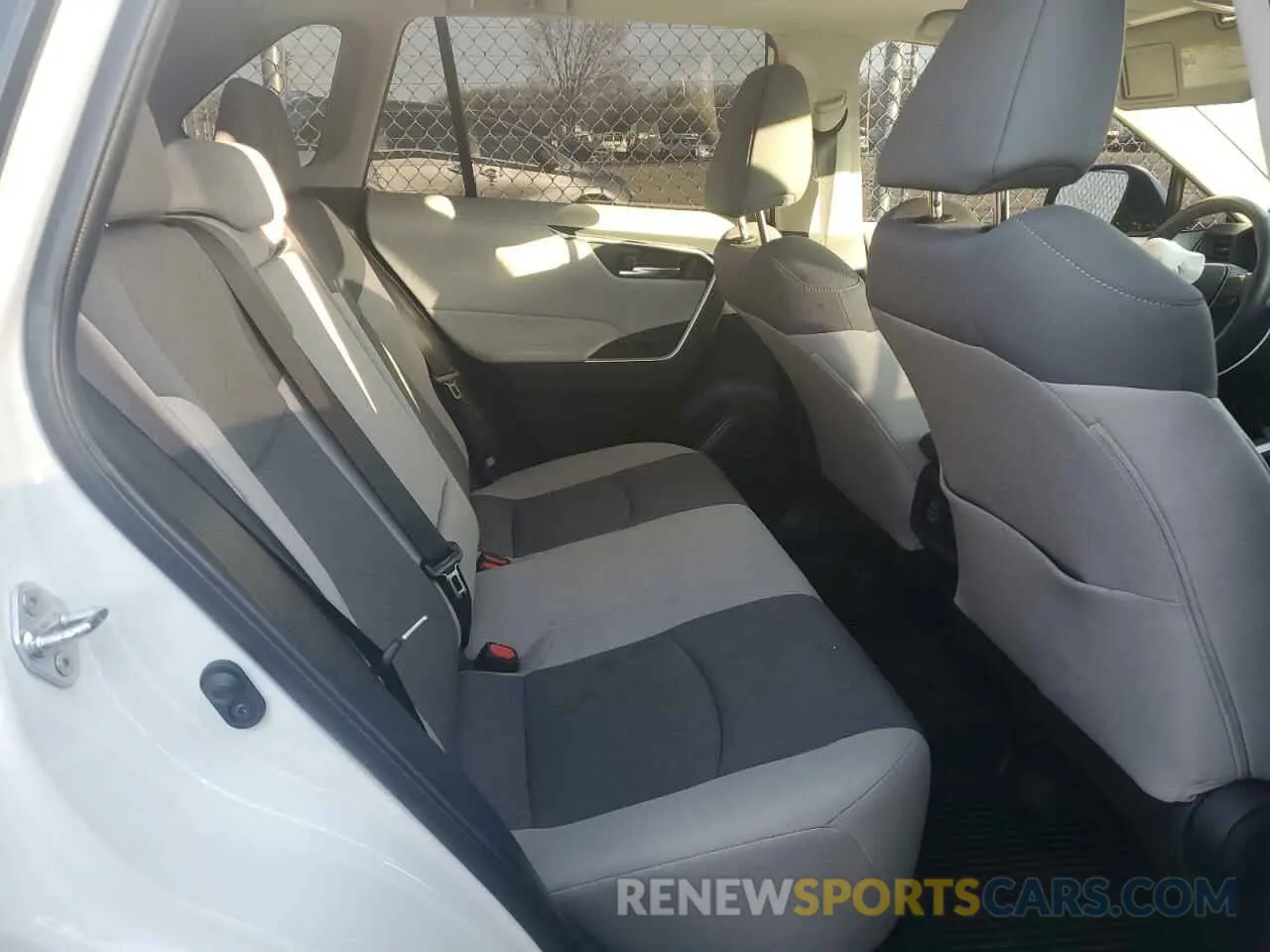 11 fotografías del automóvil dañado 2T3P1RFV3NC290693 TOYOTA RAV4 2022