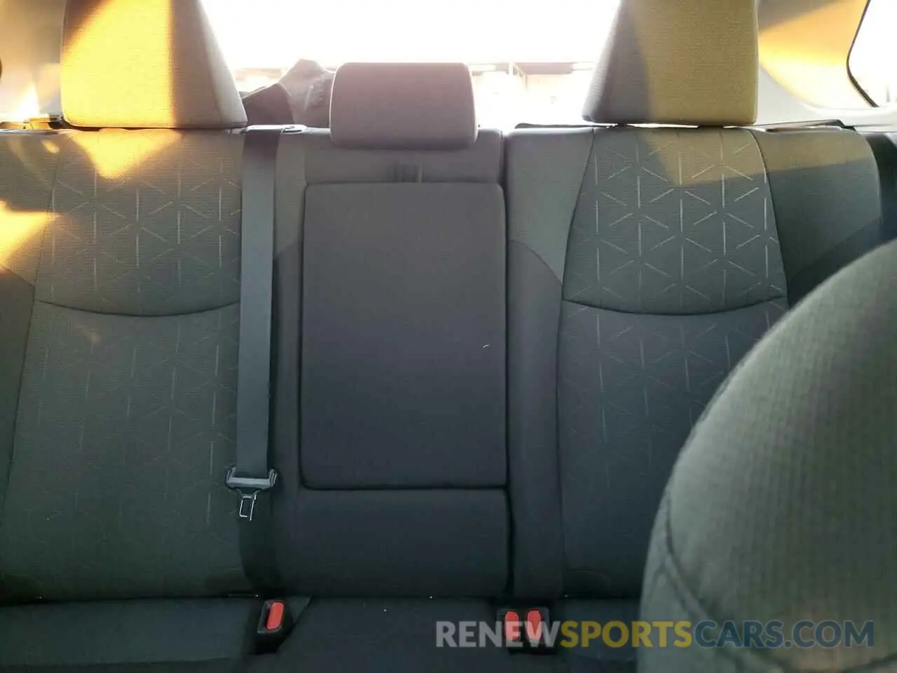 10 fotografías del automóvil dañado 2T3P1RFV3NW319060 TOYOTA RAV4 2022