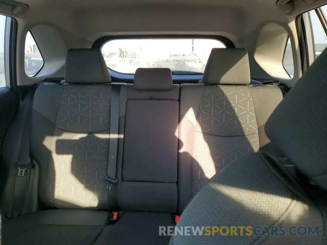 10 fotografías del automóvil dañado 2T3P1RFV4NC300003 TOYOTA RAV4 2022