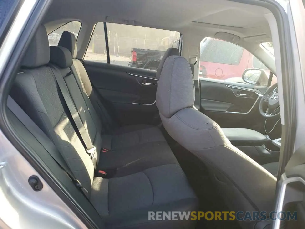 11 fotografías del automóvil dañado 2T3P1RFV4NC300003 TOYOTA RAV4 2022