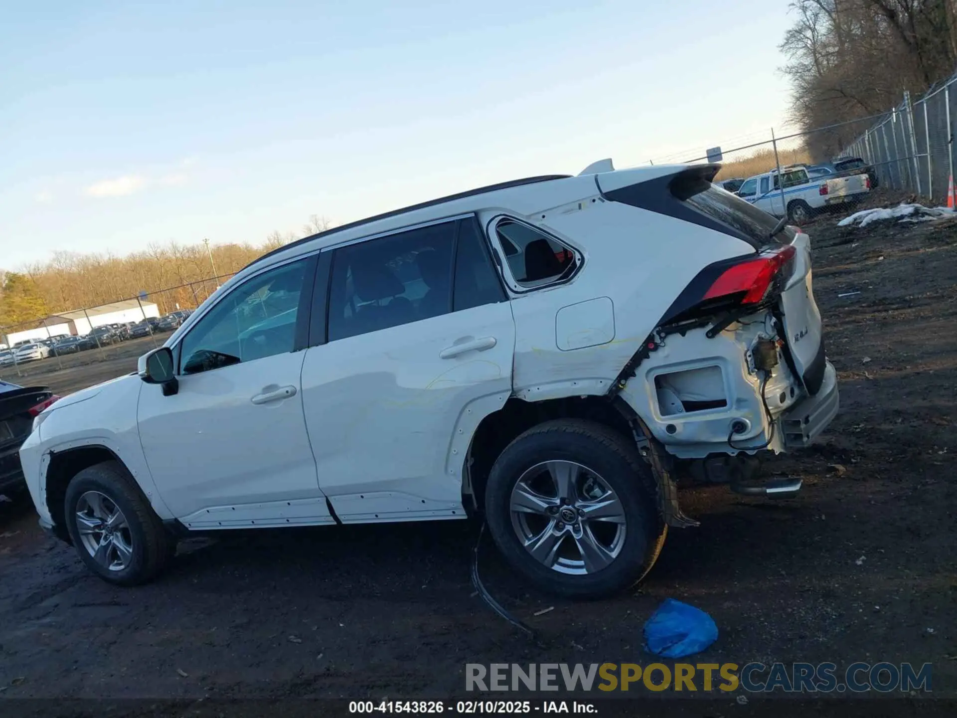 14 fotografías del automóvil dañado 2T3P1RFV4NC305332 TOYOTA RAV4 2022