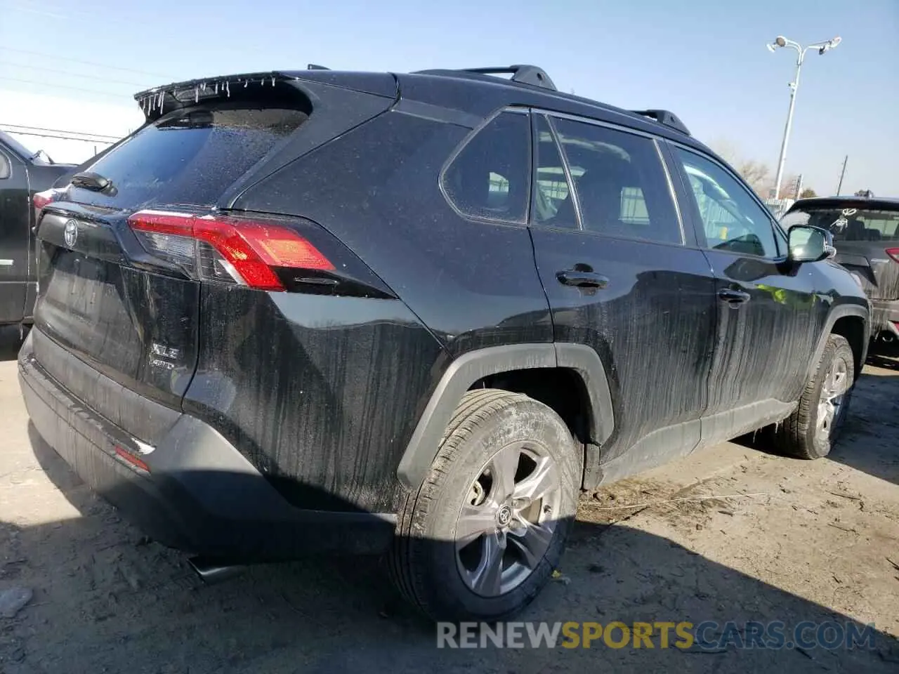 3 fotografías del automóvil dañado 2T3P1RFV4NW289678 TOYOTA RAV4 2022