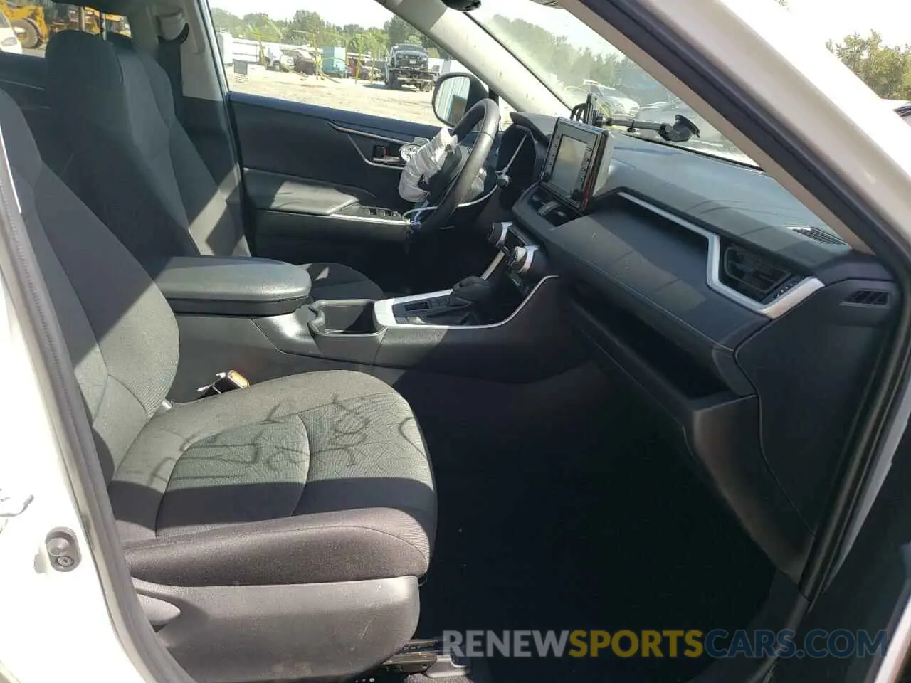 5 fotografías del automóvil dañado 2T3P1RFV5NC261891 TOYOTA RAV4 2022