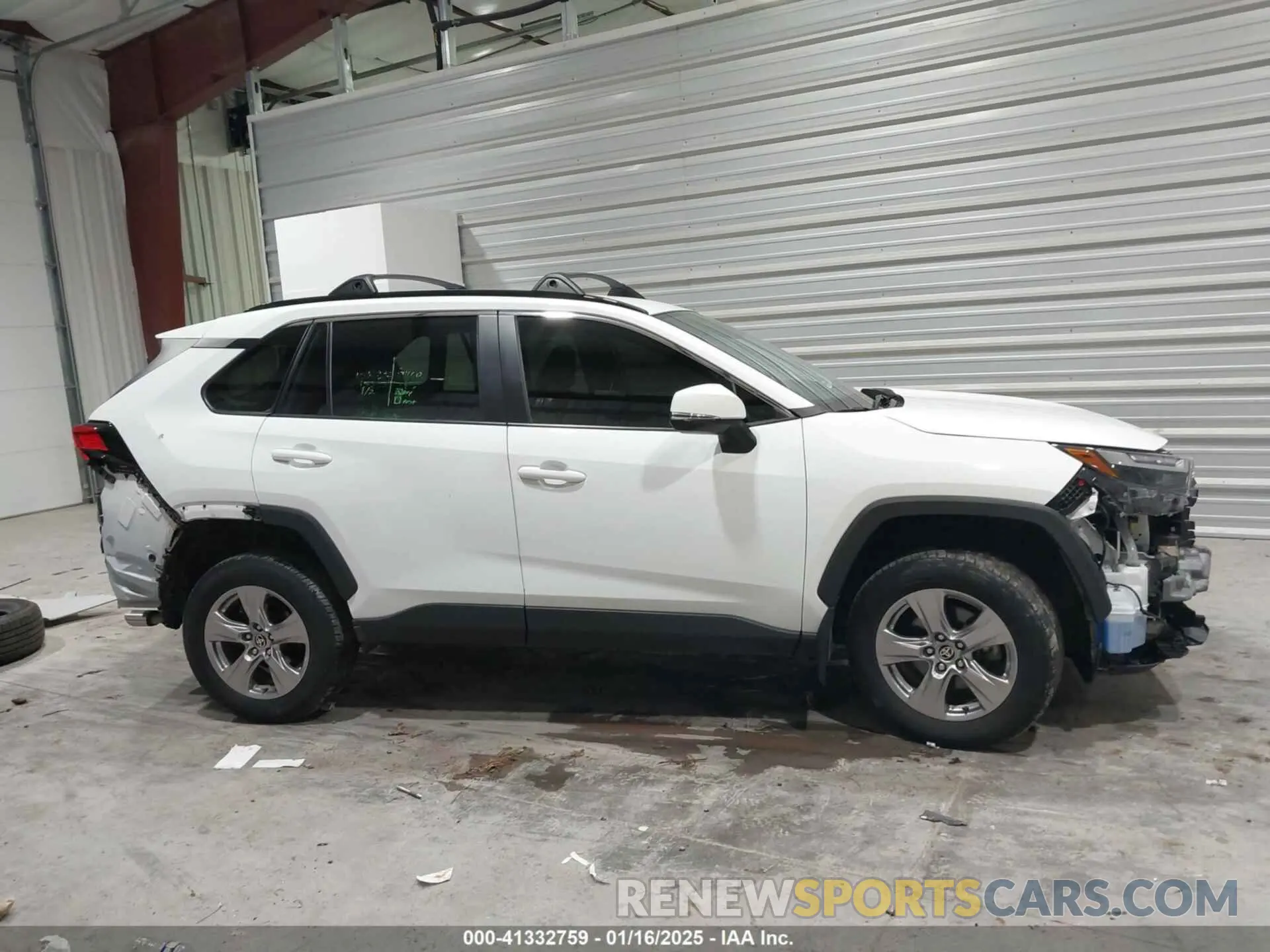 14 fotografías del automóvil dañado 2T3P1RFV5NC283986 TOYOTA RAV4 2022