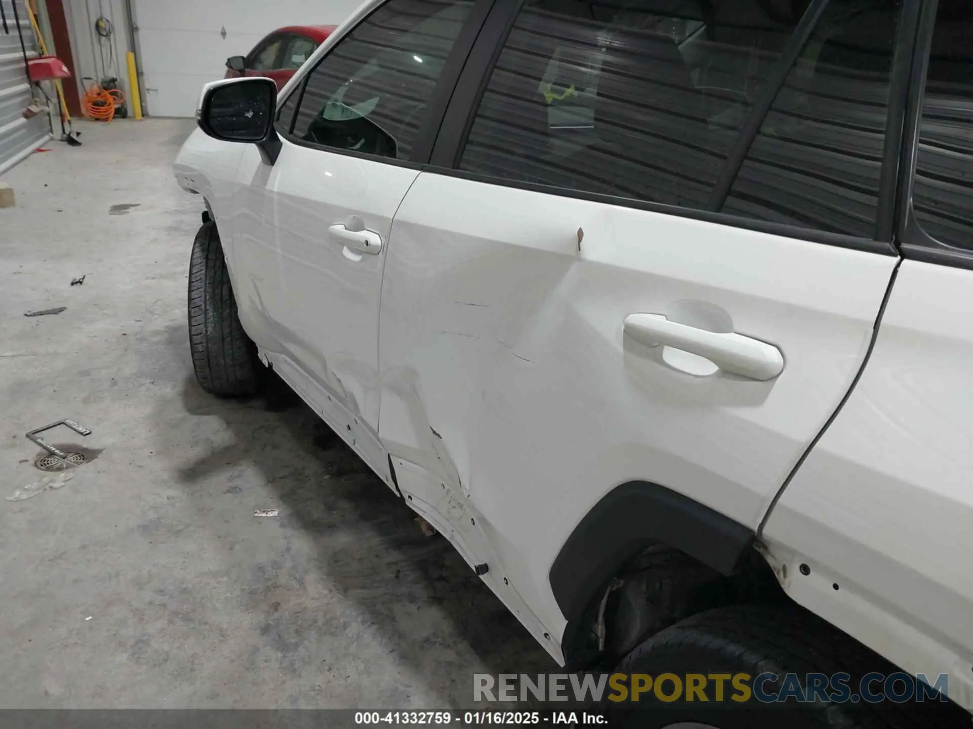 18 fotografías del automóvil dañado 2T3P1RFV5NC283986 TOYOTA RAV4 2022
