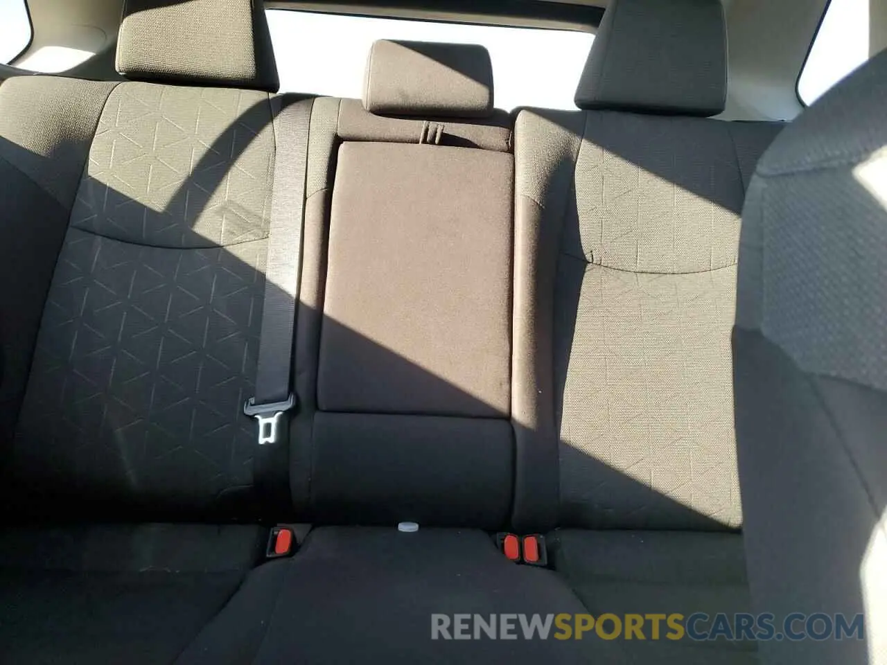 10 fotografías del automóvil dañado 2T3P1RFV5NW323000 TOYOTA RAV4 2022