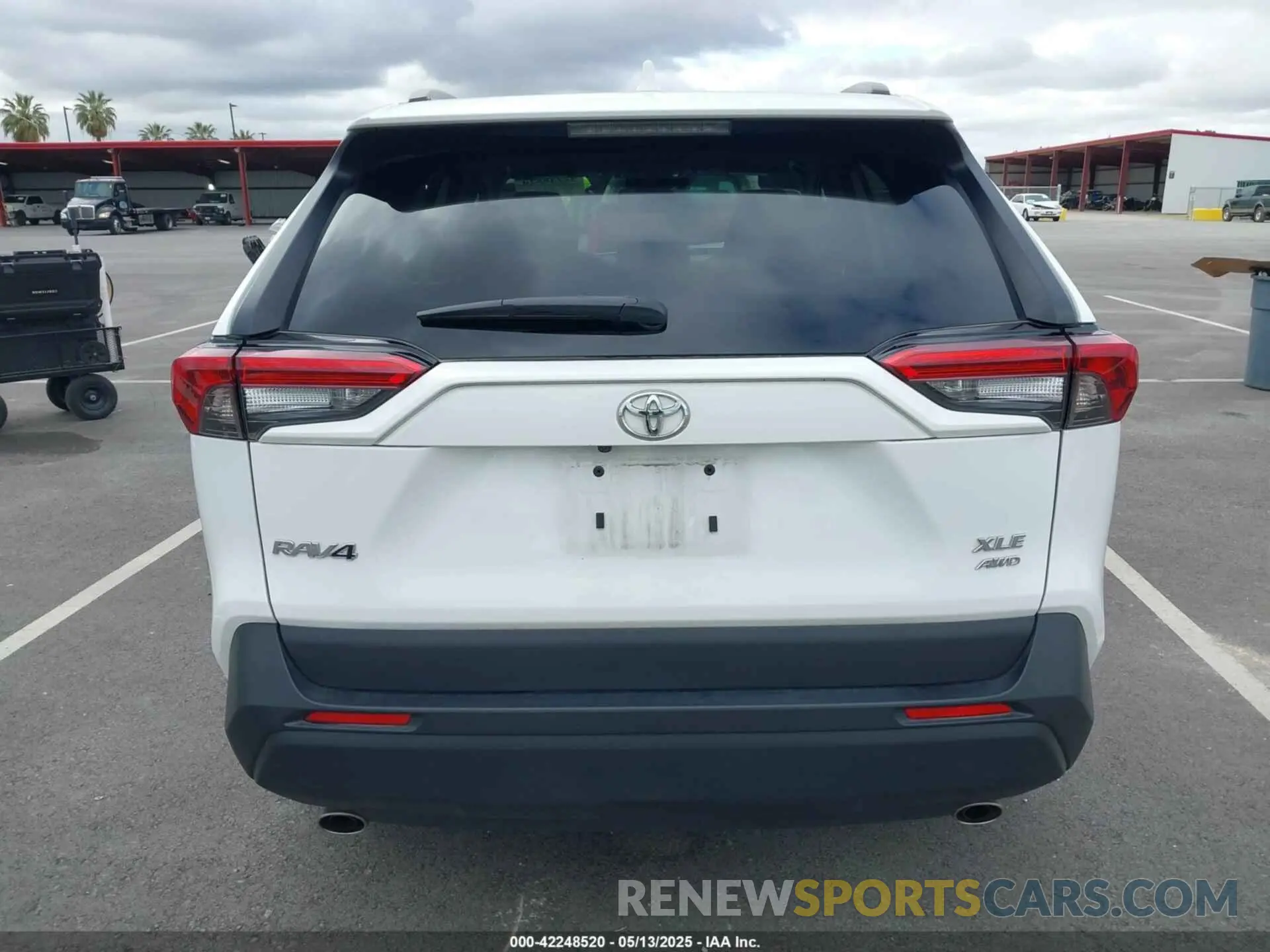 17 fotografías del automóvil dañado 2T3P1RFV6NW315780 TOYOTA RAV4 2022