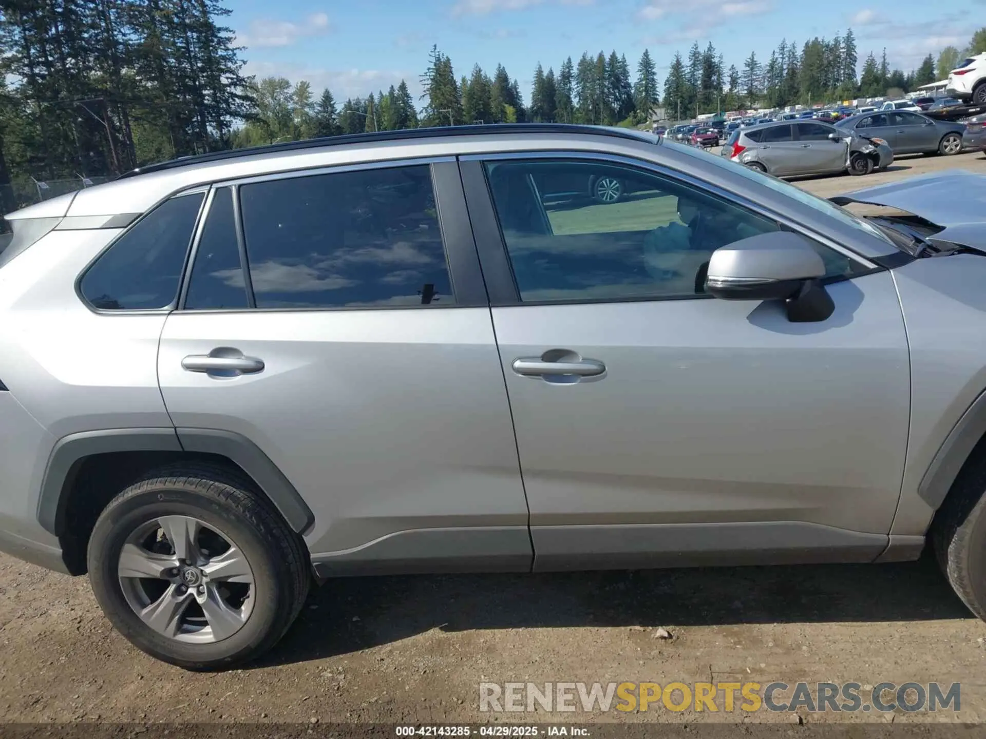 13 fotografías del automóvil dañado 2T3P1RFV8NW307664 TOYOTA RAV4 2022