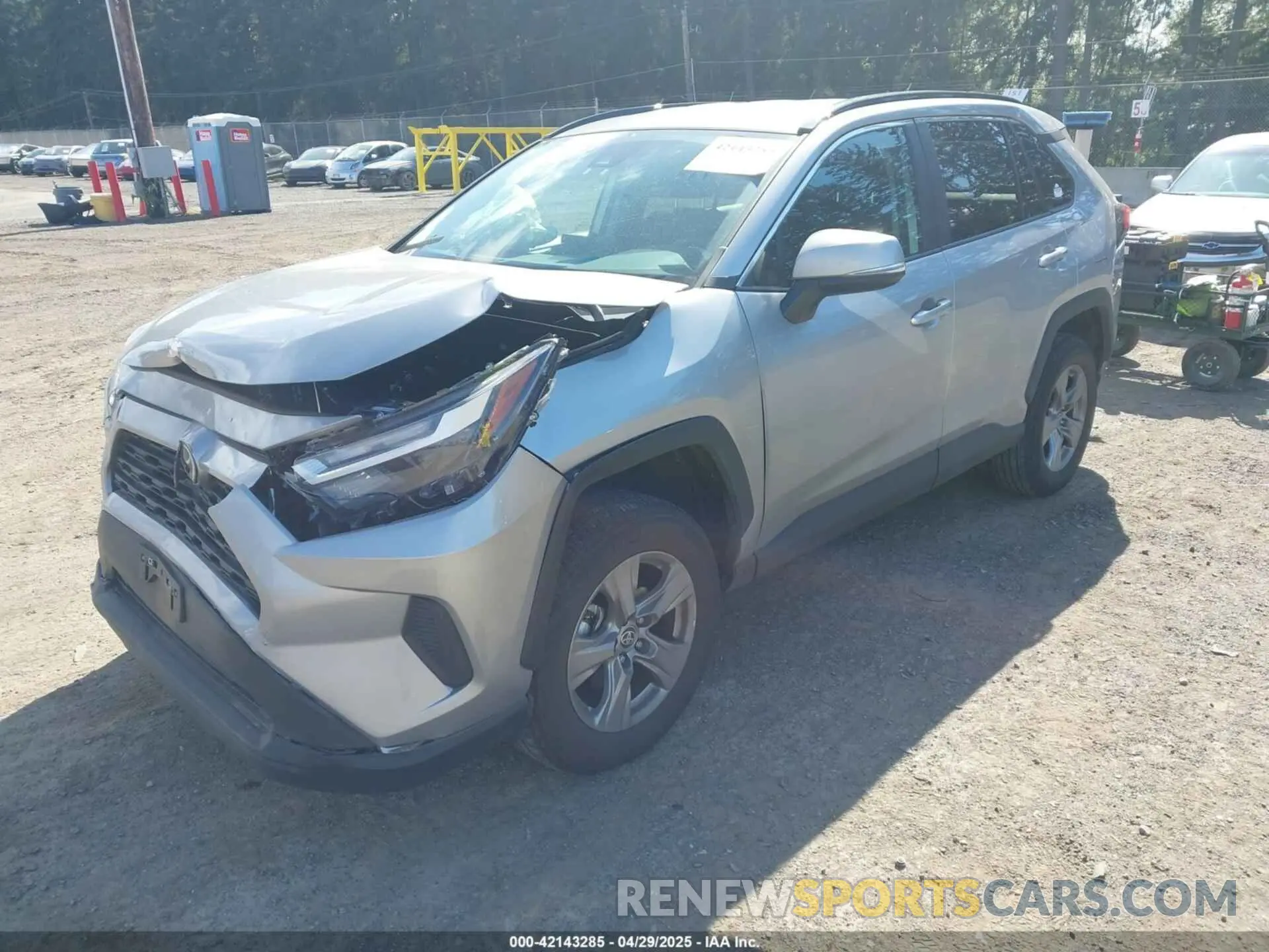 2 fotografías del automóvil dañado 2T3P1RFV8NW307664 TOYOTA RAV4 2022