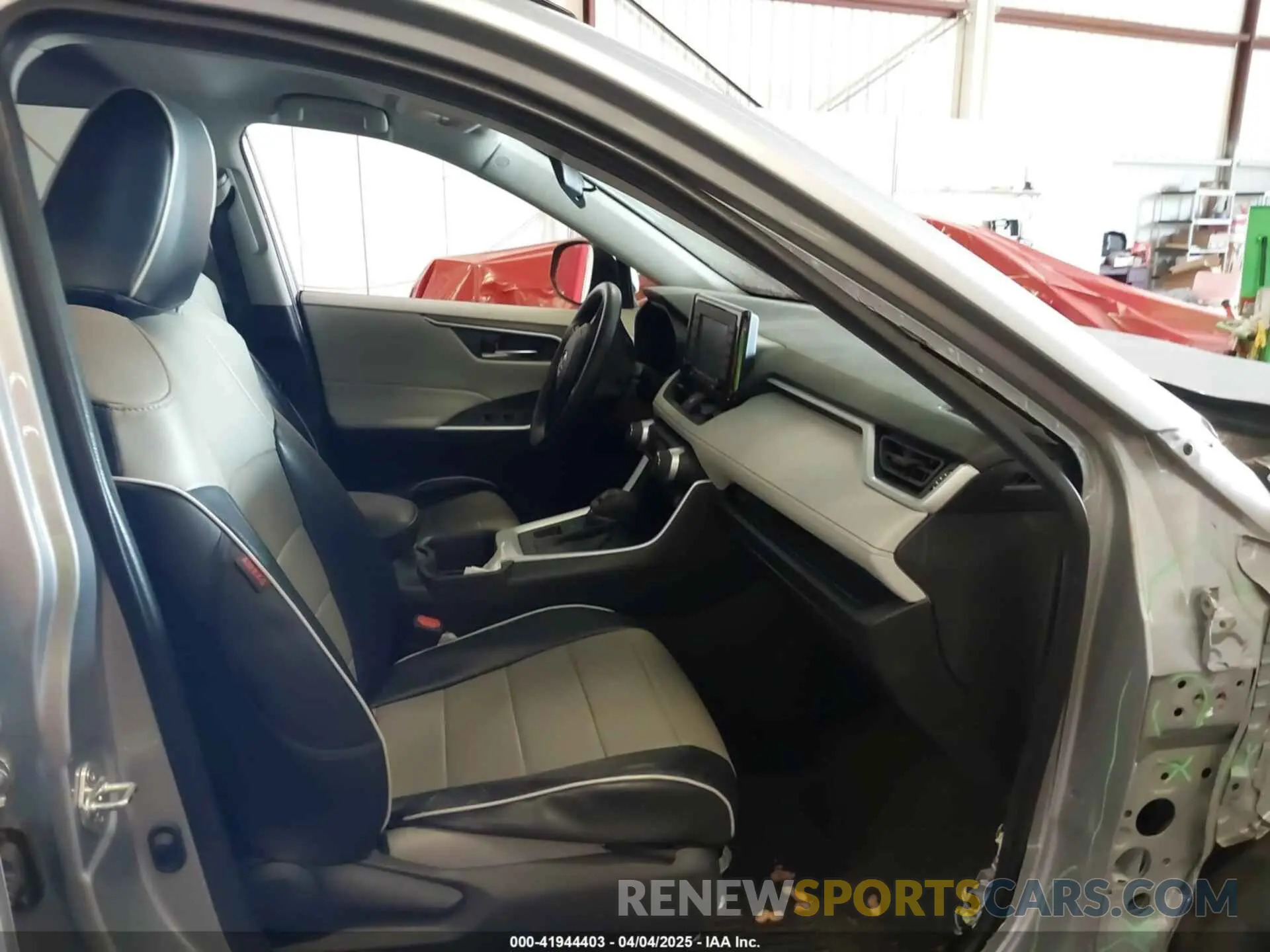 5 fotografías del automóvil dañado 2T3P1RFVXNC261241 TOYOTA RAV4 2022