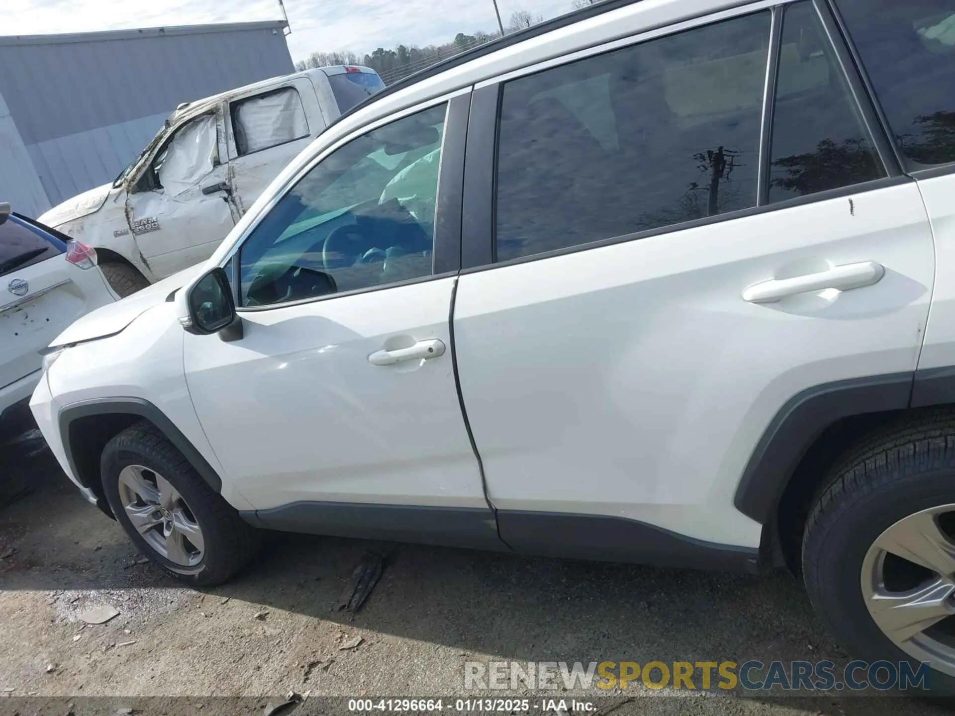 14 fotografías del automóvil dañado 2T3P1RFVXNW262291 TOYOTA RAV4 2022