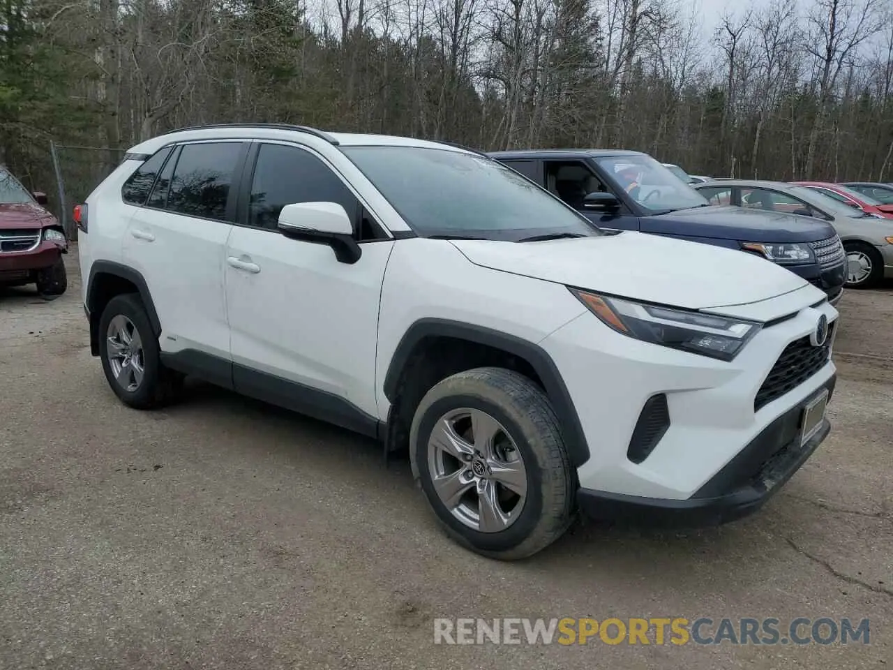 4 fotografías del automóvil dañado 2T3RWRFV3NW140608 TOYOTA RAV4 2022