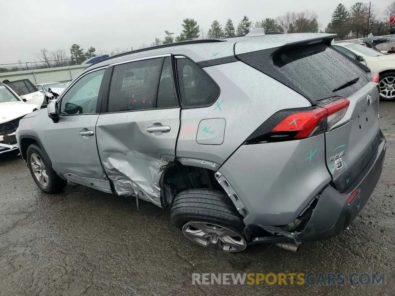 2 fotografías del automóvil dañado 2T3RWRFV5NW141632 TOYOTA RAV4 2022