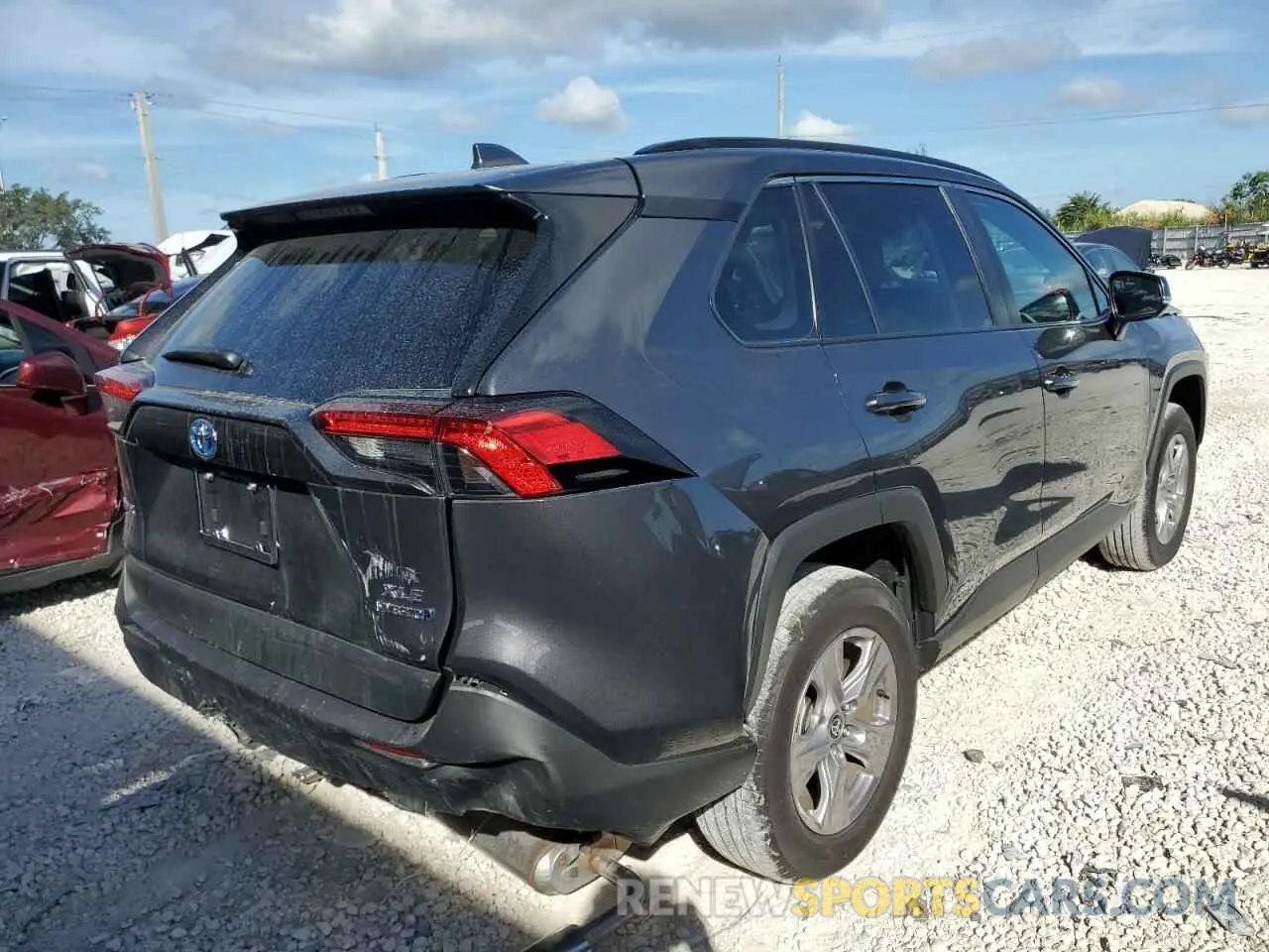 4 fotografías del automóvil dañado 2T3RWRFVXNW134224 TOYOTA RAV4 2022