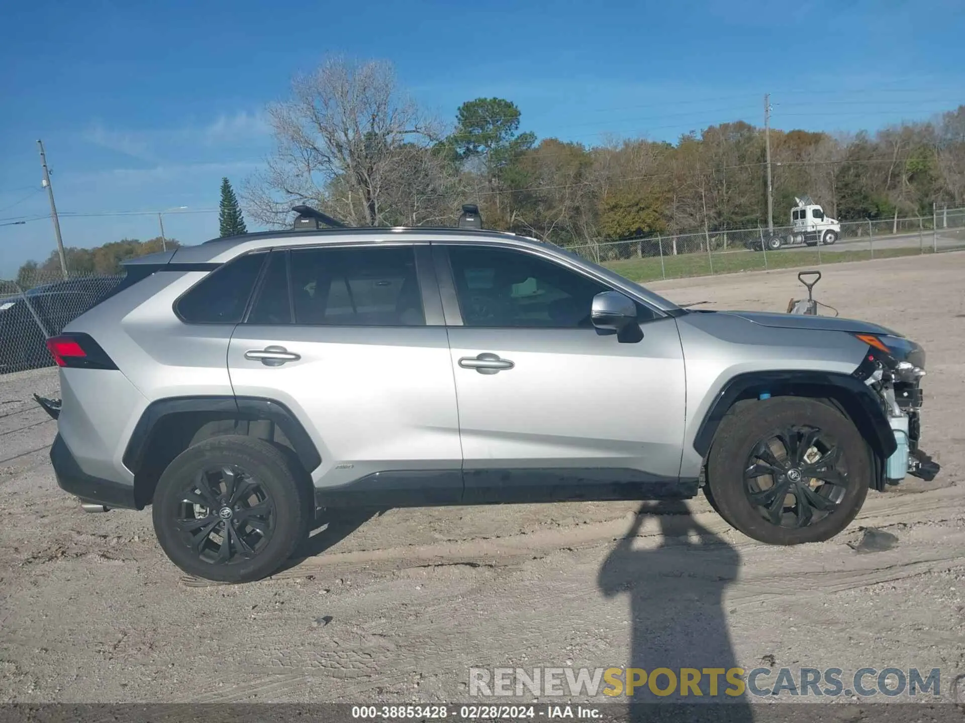 13 fotografías del automóvil dañado 2T3T6RFV8NW034029 TOYOTA RAV4 2022