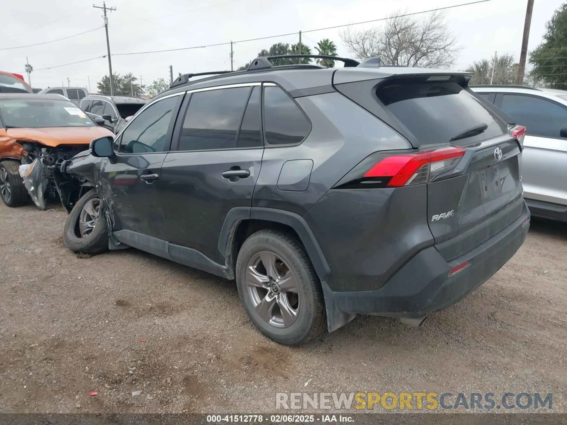 3 fotografías del automóvil dañado 2T3W1RFV0NC189235 TOYOTA RAV4 2022