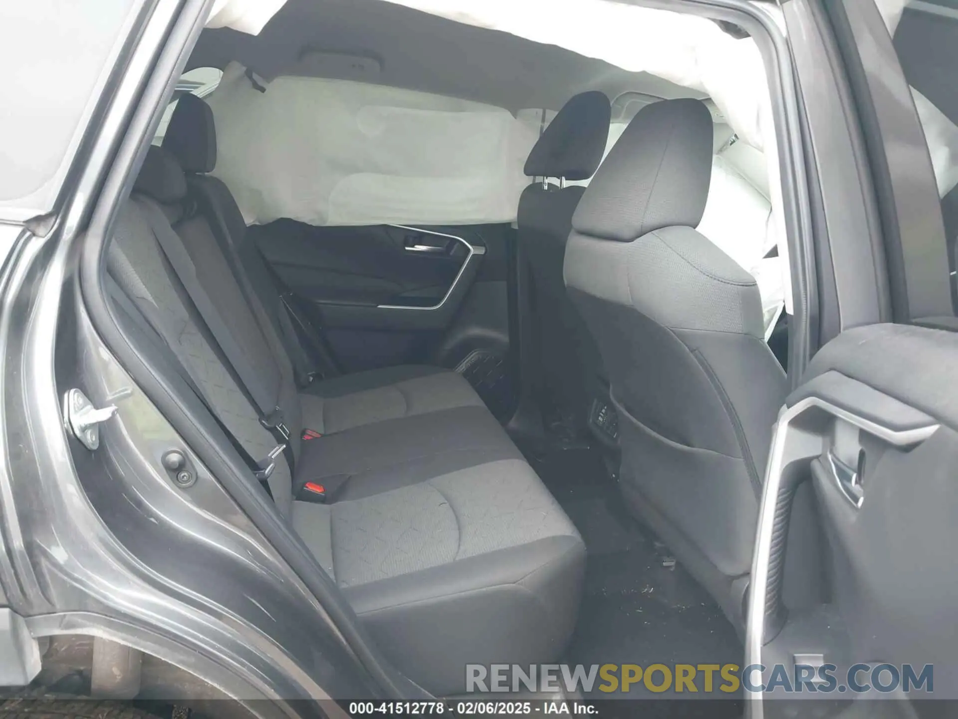8 fotografías del automóvil dañado 2T3W1RFV0NC189235 TOYOTA RAV4 2022