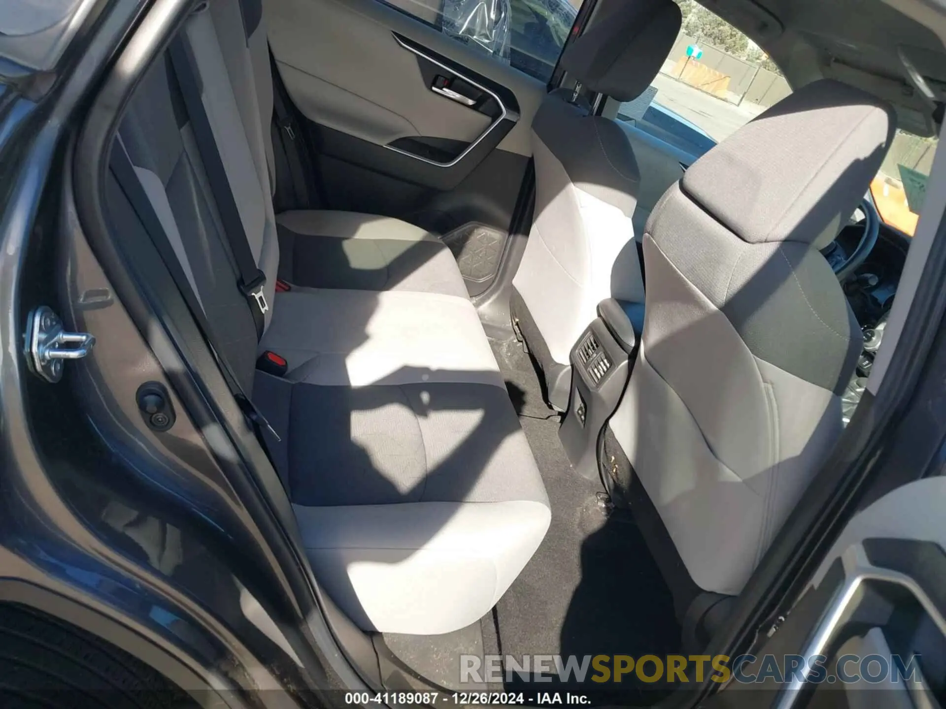8 fotografías del automóvil dañado 2T3W1RFV0NC198758 TOYOTA RAV4 2022