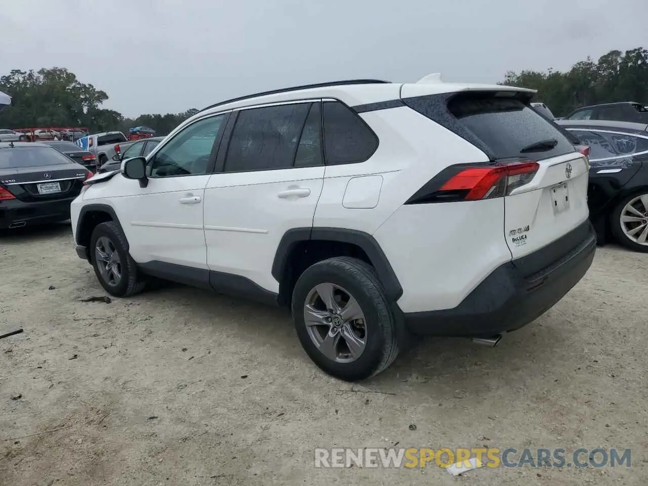 2 fotografías del automóvil dañado 2T3W1RFV0NW192747 TOYOTA RAV4 2022