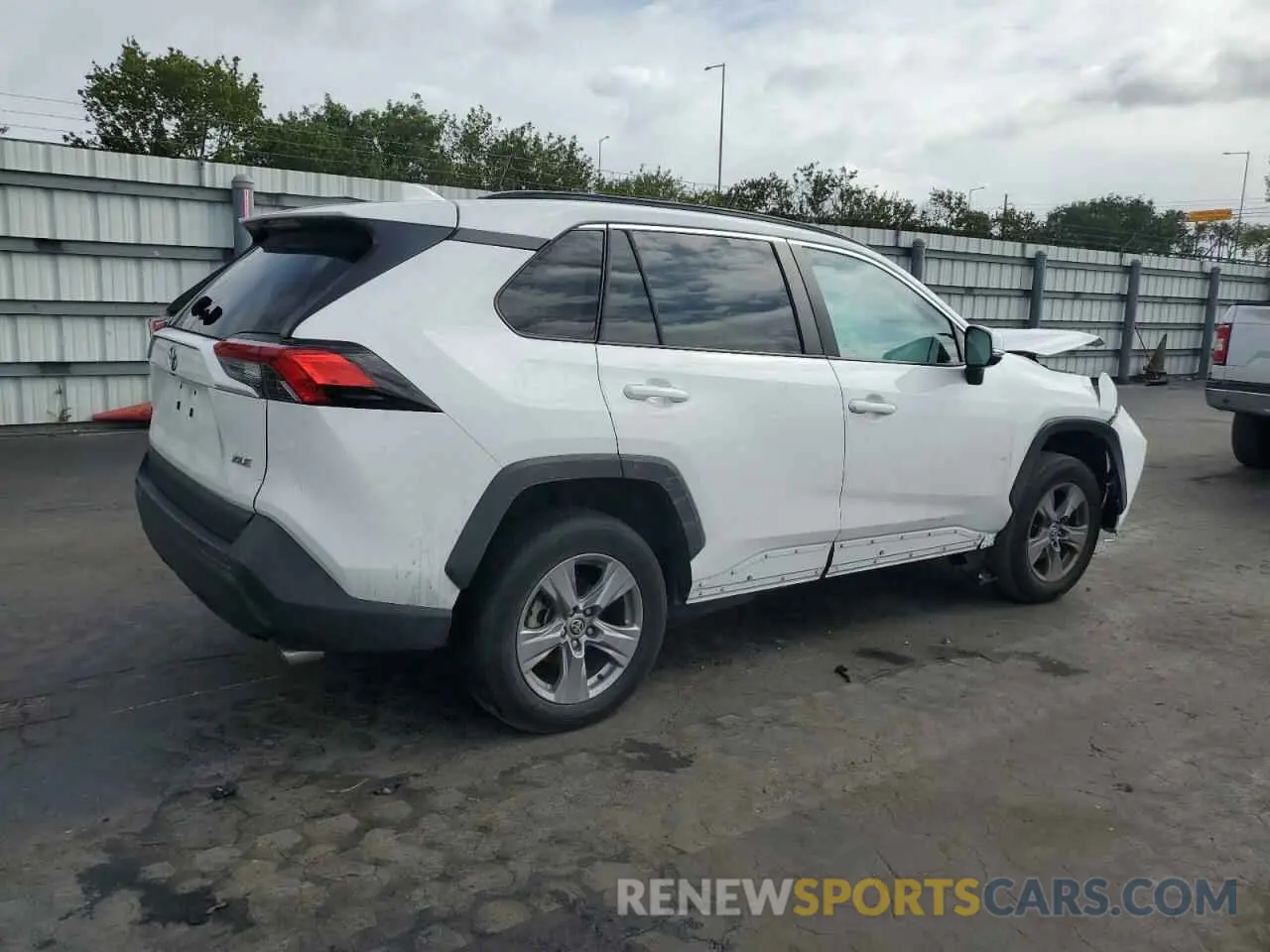 3 fotografías del automóvil dañado 2T3W1RFV2NC197806 TOYOTA RAV4 2022