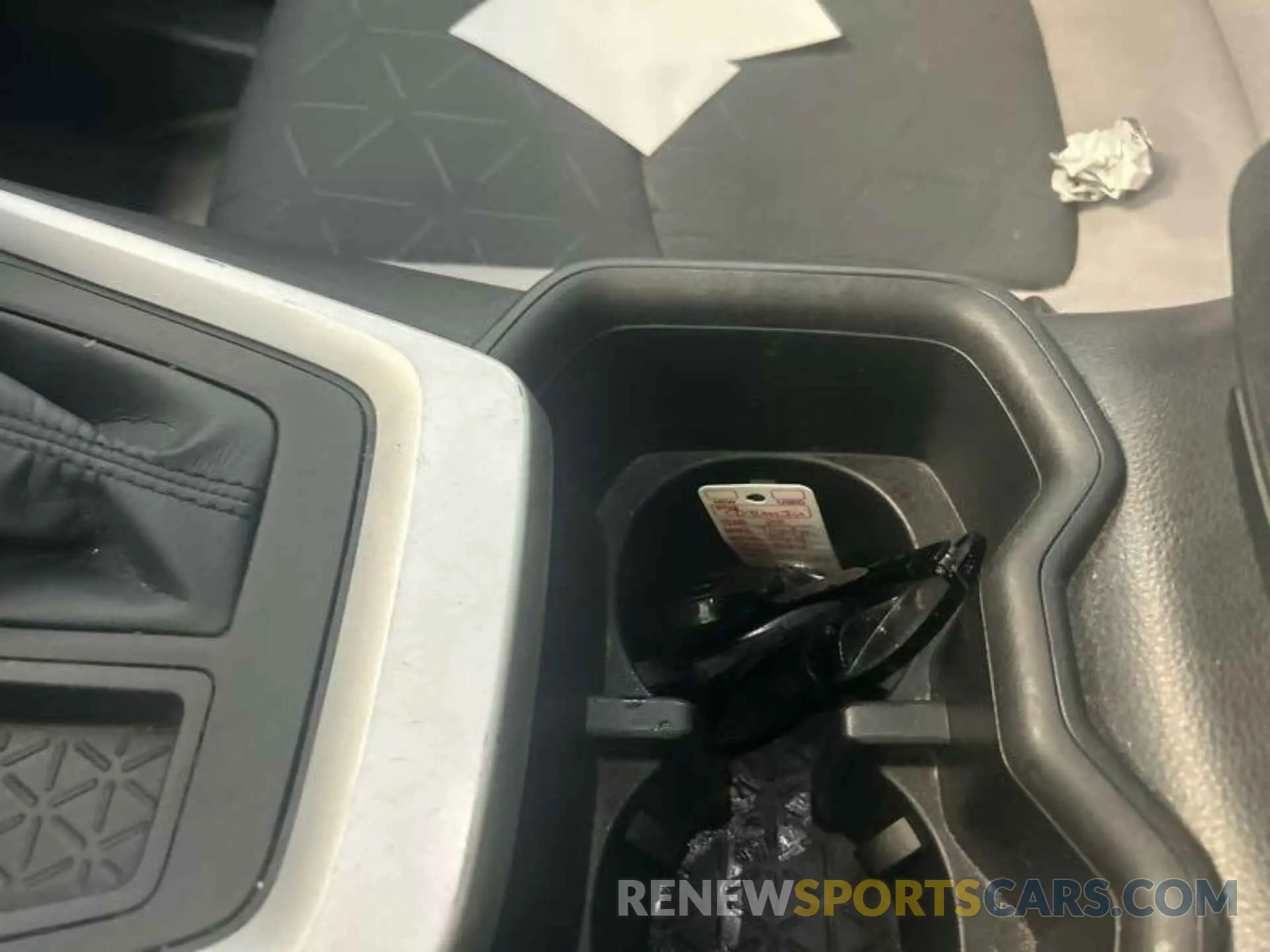 8 fotografías del automóvil dañado 2T3W1RFV5NC182149 TOYOTA RAV4 2022