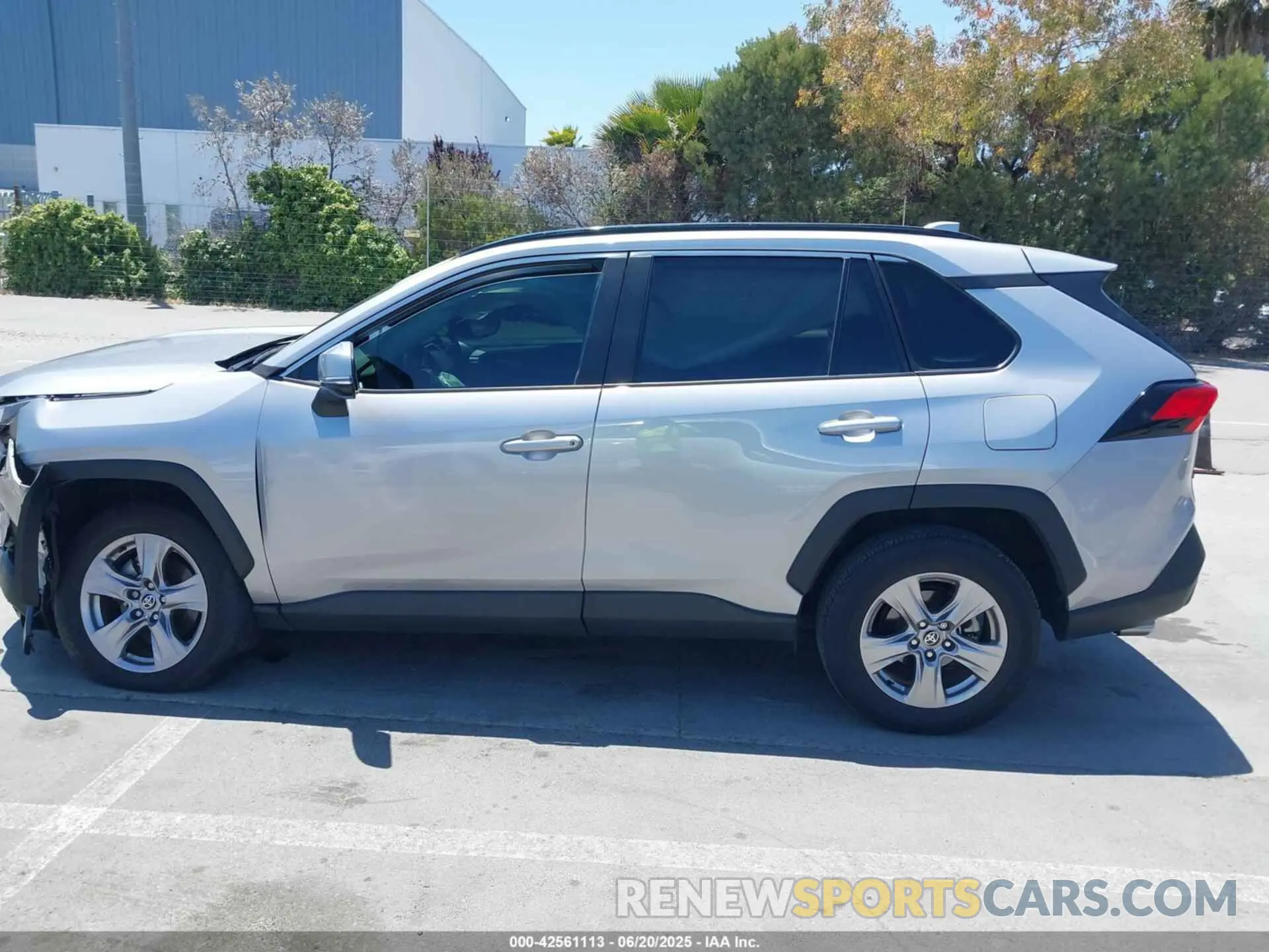 14 fotografías del automóvil dañado 2T3W1RFV5NC213609 TOYOTA RAV4 2022