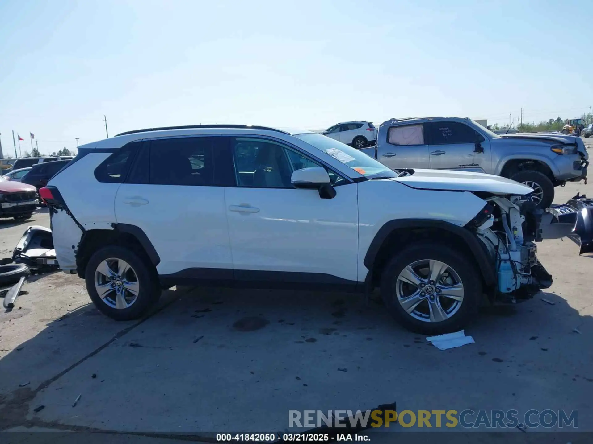 14 fotografías del automóvil dañado 2T3W1RFV7NC195971 TOYOTA RAV4 2022