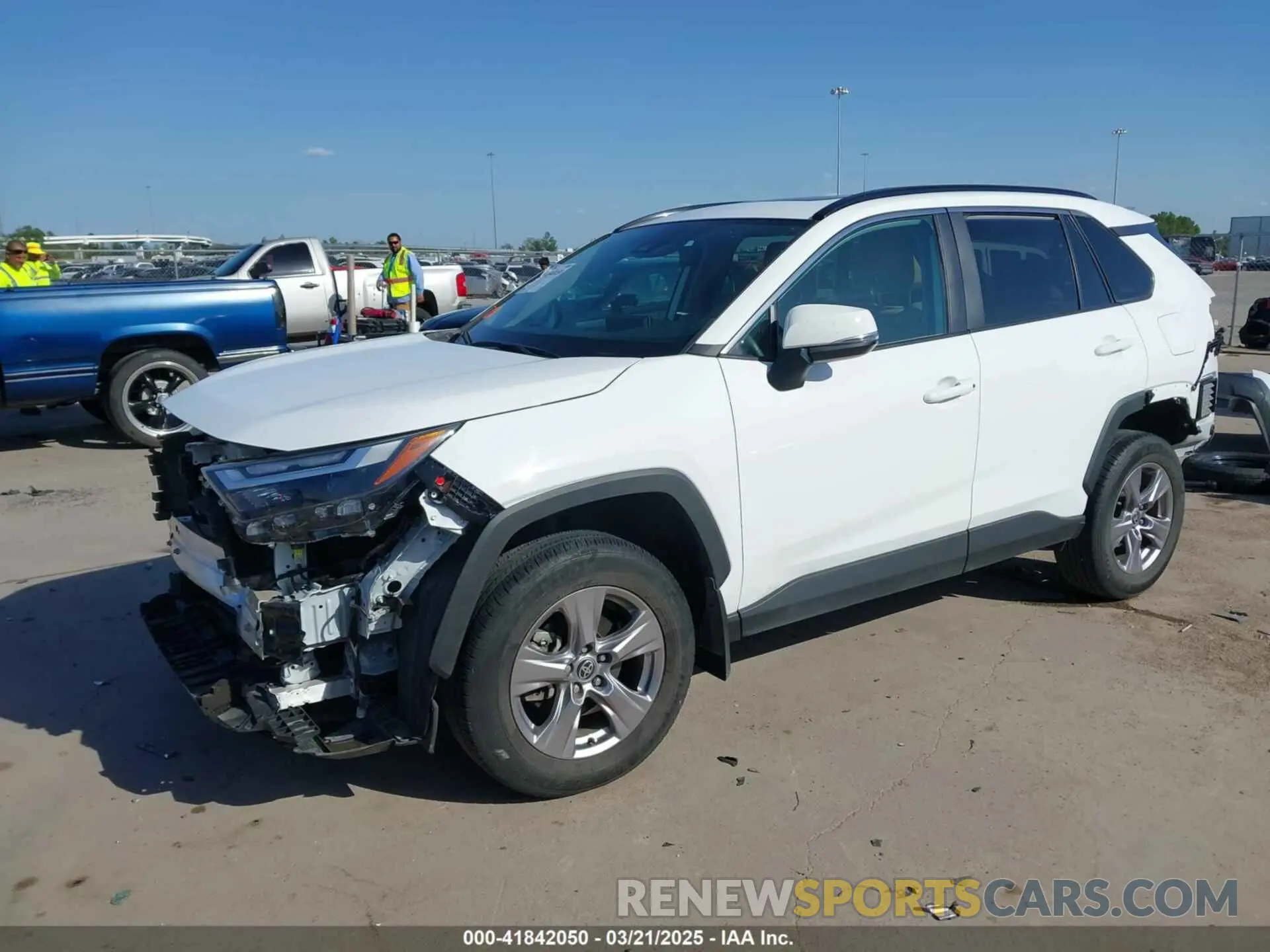 2 fotografías del automóvil dañado 2T3W1RFV7NC195971 TOYOTA RAV4 2022