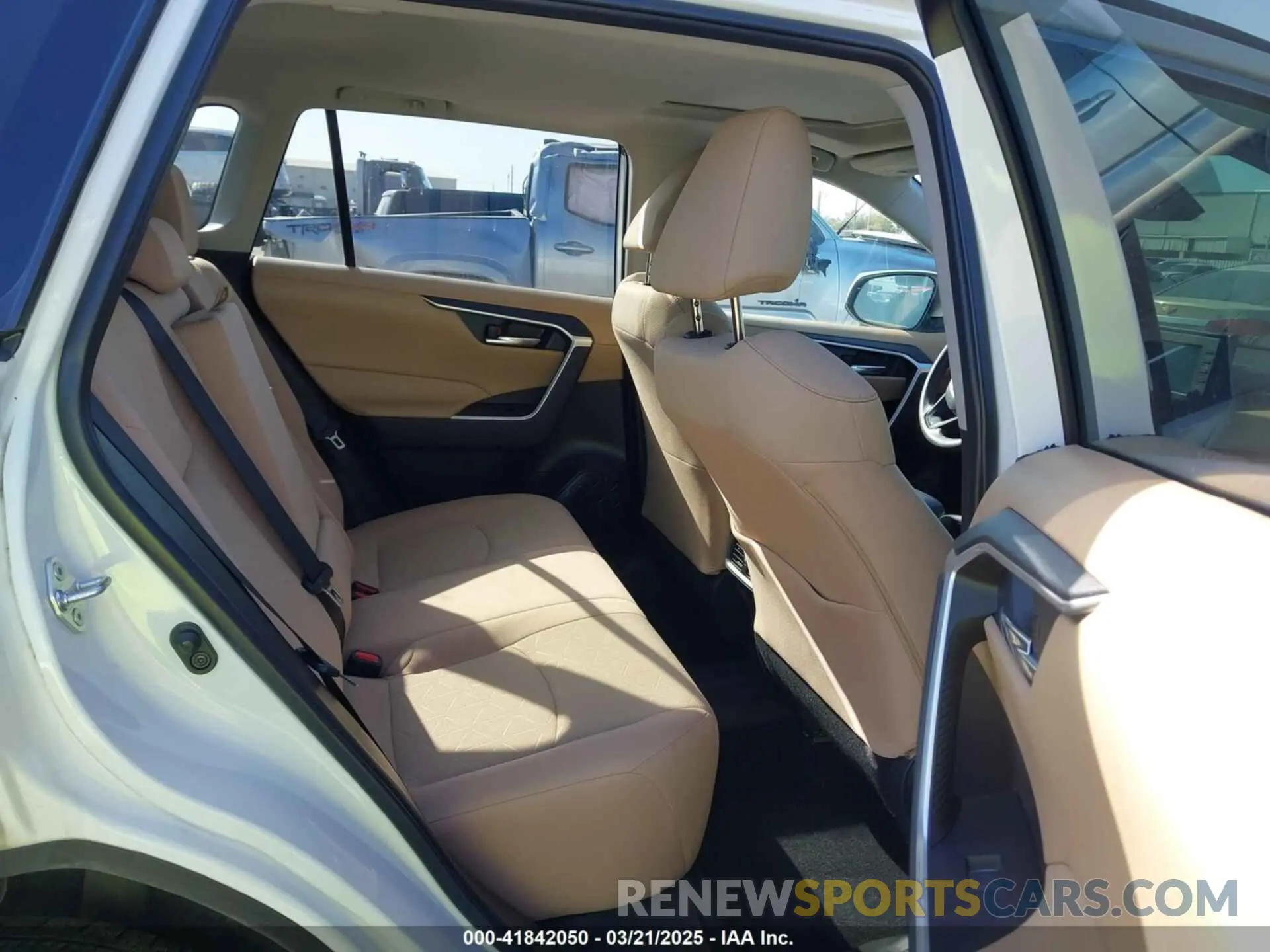 8 fotografías del automóvil dañado 2T3W1RFV7NC195971 TOYOTA RAV4 2022