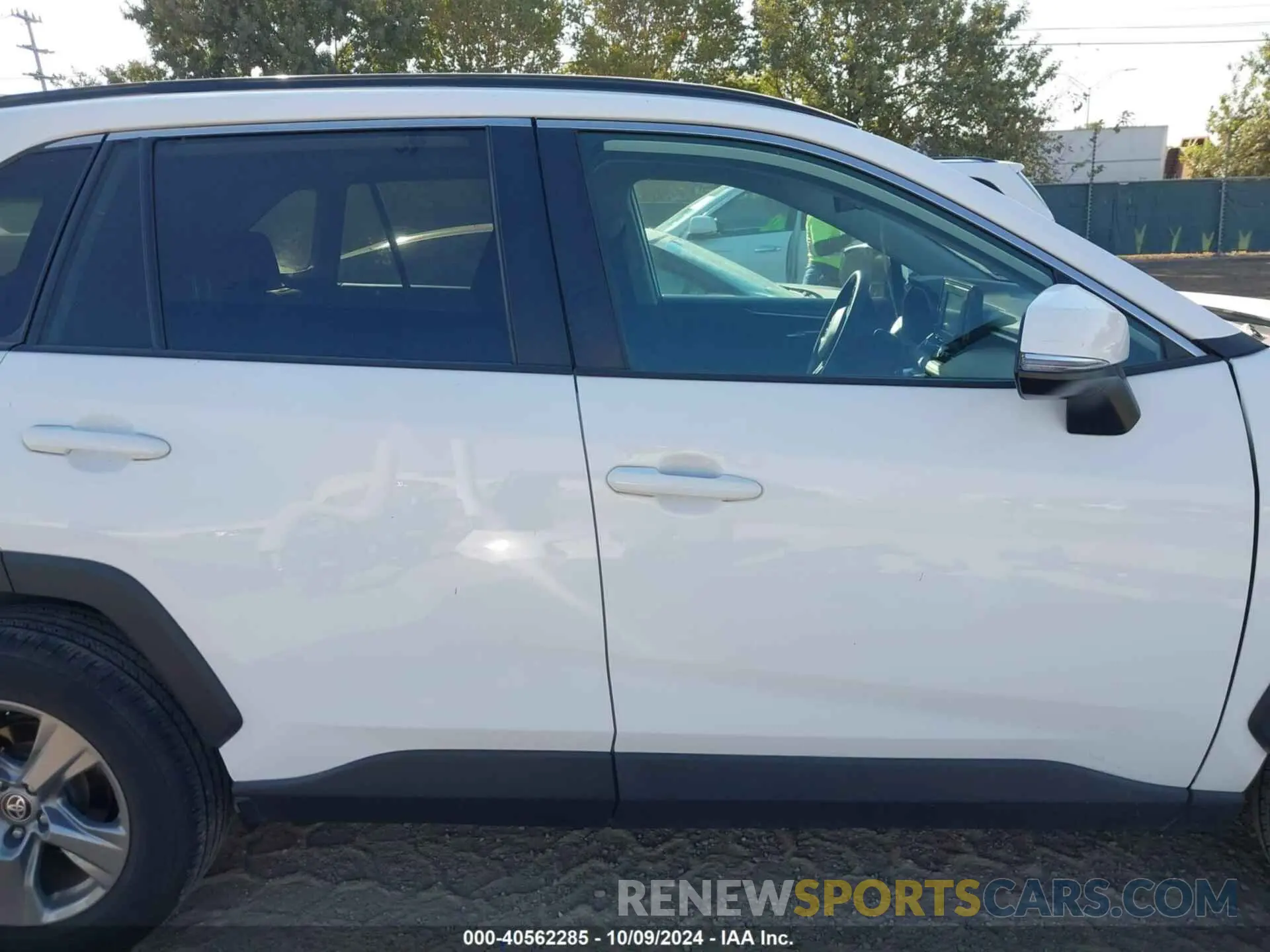 14 fotografías del automóvil dañado 2T3W1RFV8NC177561 TOYOTA RAV4 2022