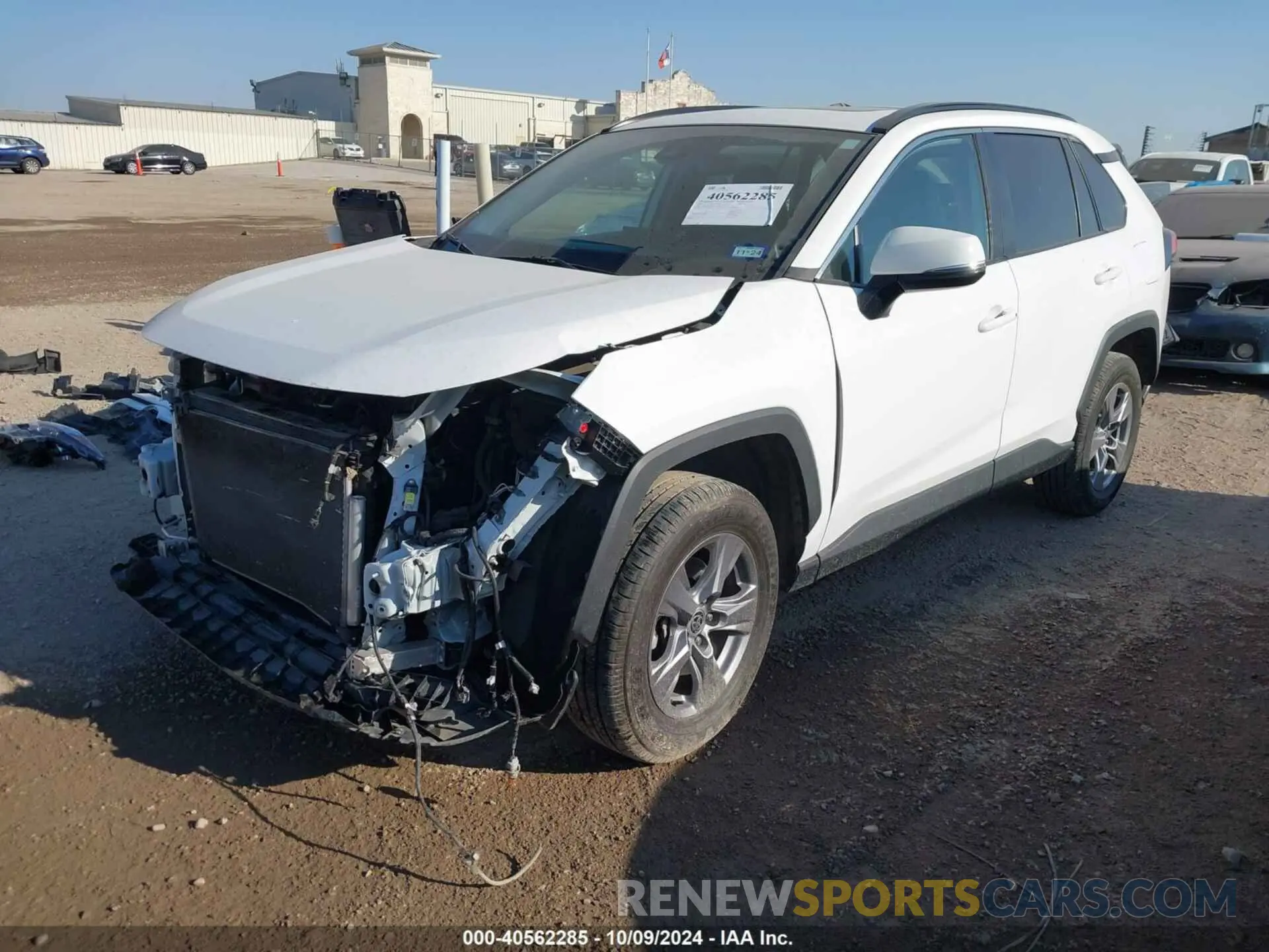 2 fotografías del automóvil dañado 2T3W1RFV8NC177561 TOYOTA RAV4 2022