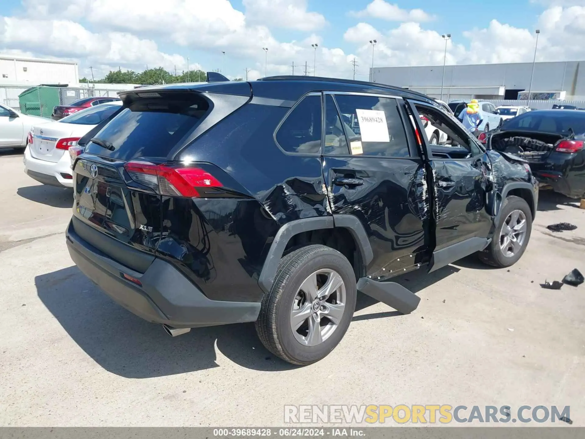 4 fotografías del automóvil dañado 2T3W1RFV8NW201856 TOYOTA RAV4 2022