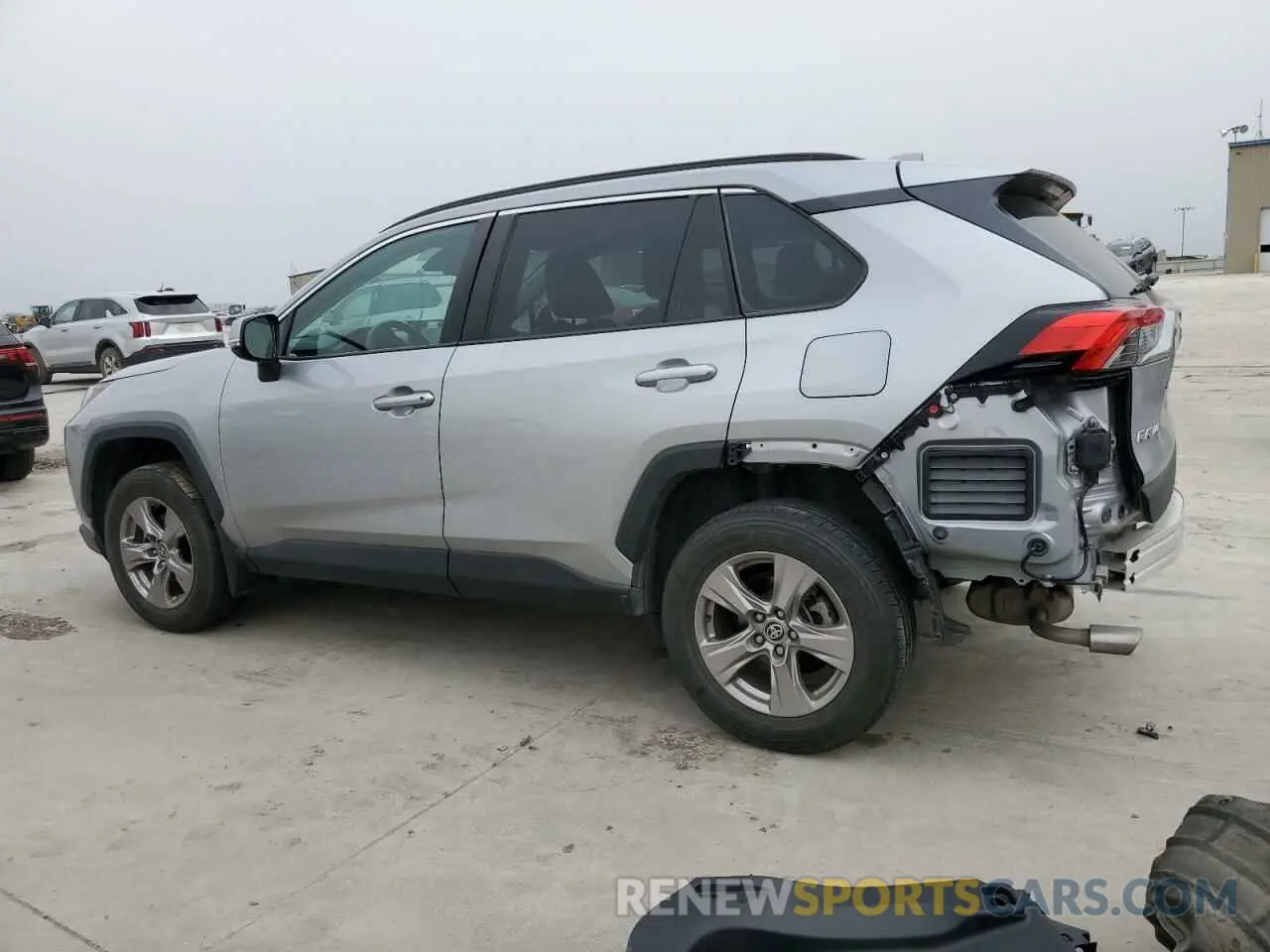 2 fotografías del automóvil dañado 2T3W1RFV8NW207107 TOYOTA RAV4 2022