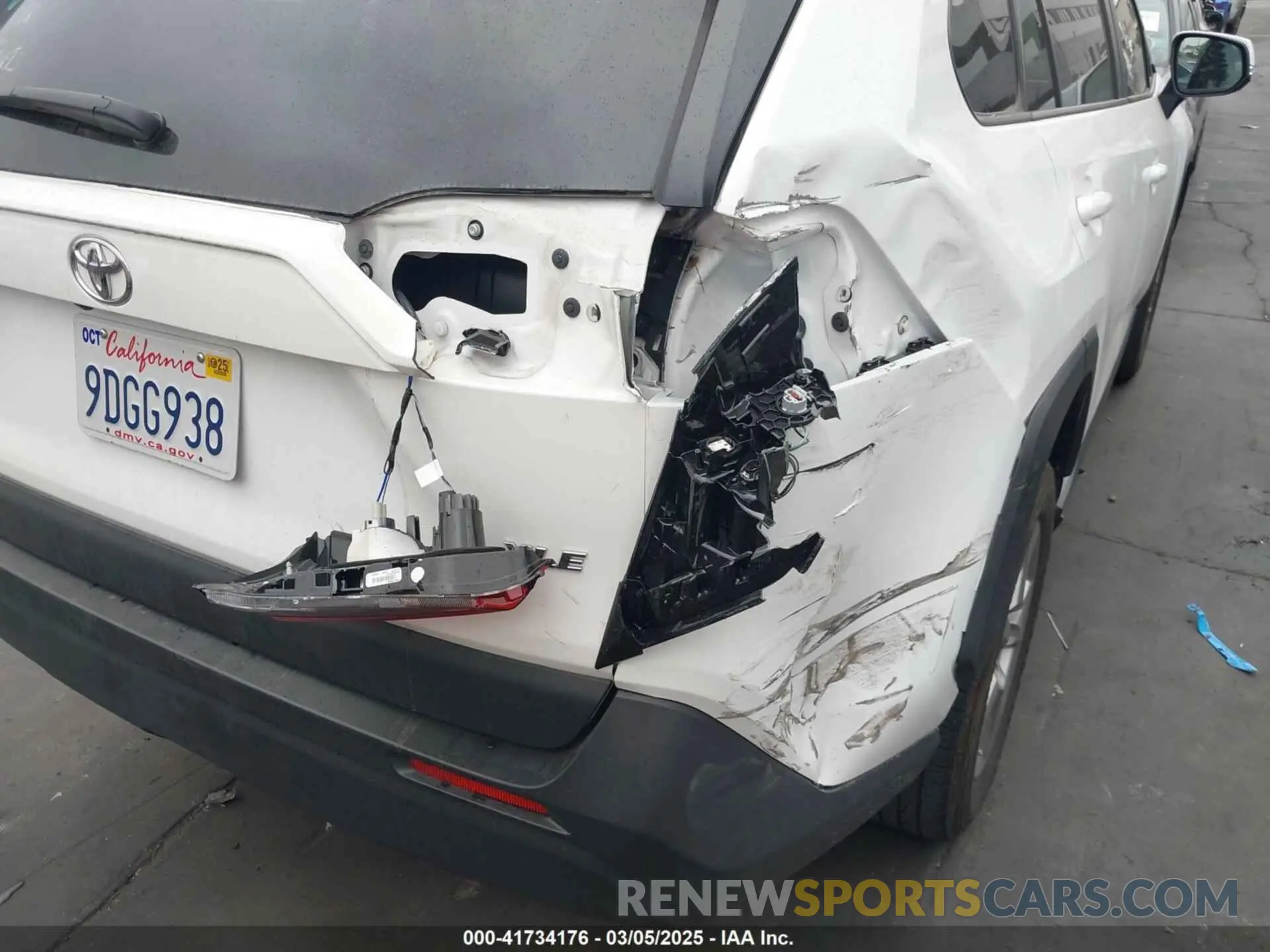 12 fotografías del automóvil dañado 2T3W1RFV8NW225543 TOYOTA RAV4 2022