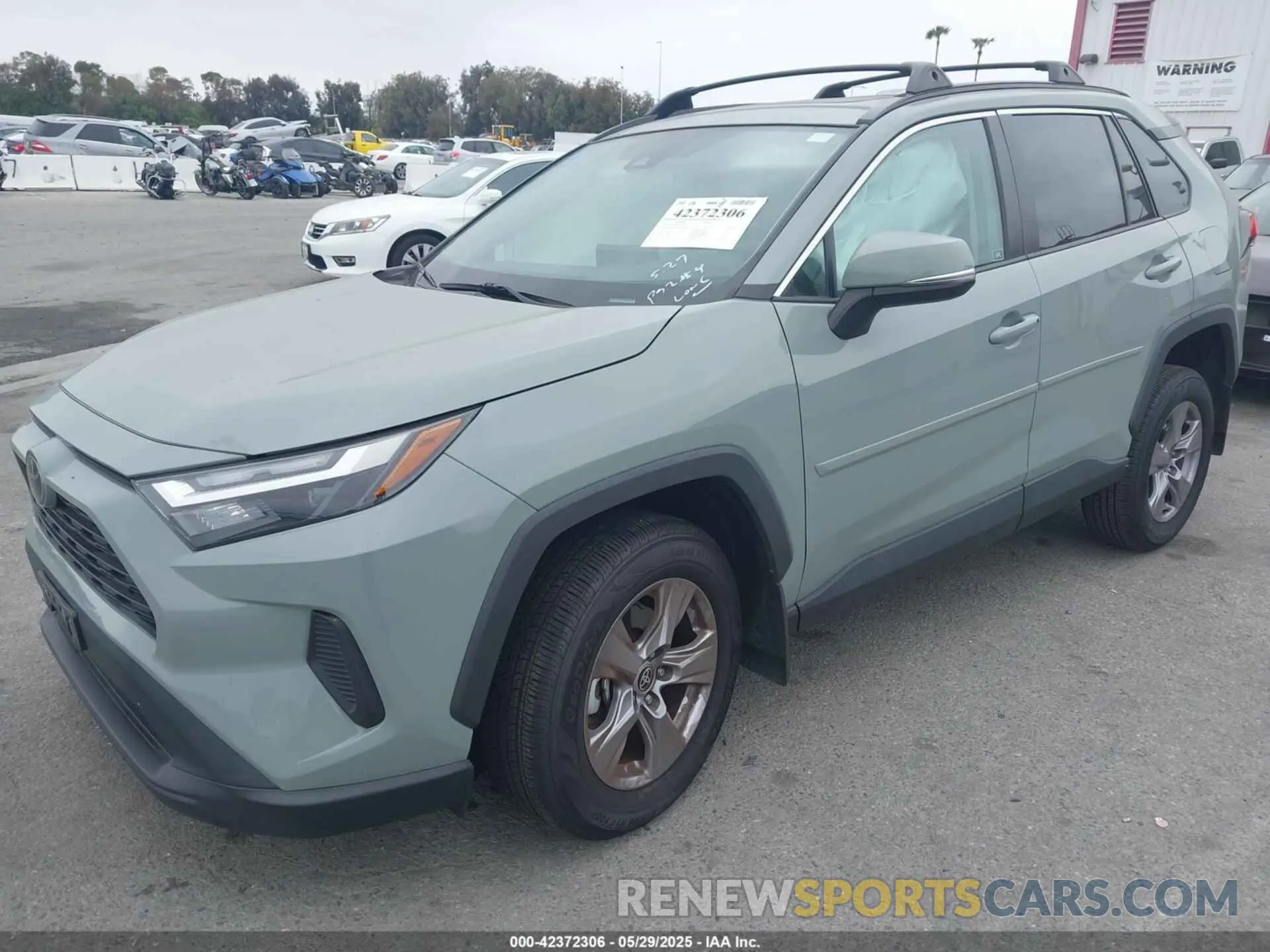 2 fotografías del automóvil dañado 2T3W1RFV9NW190379 TOYOTA RAV4 2022