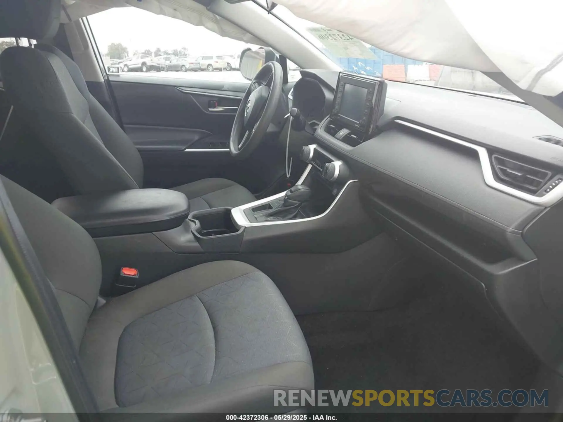 5 fotografías del automóvil dañado 2T3W1RFV9NW190379 TOYOTA RAV4 2022