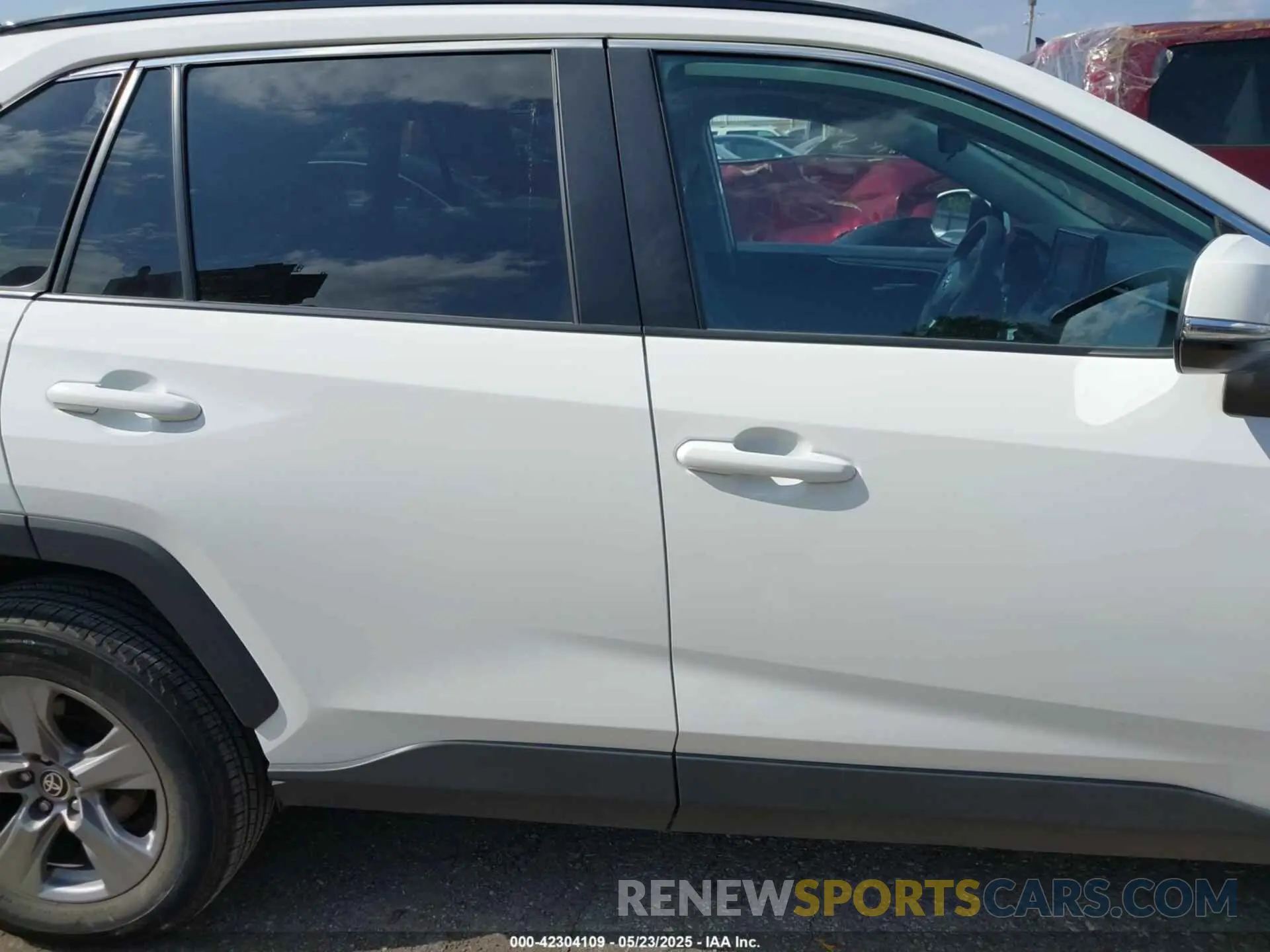 14 fotografías del automóvil dañado 2T3W1RFV9NW192813 TOYOTA RAV4 2022