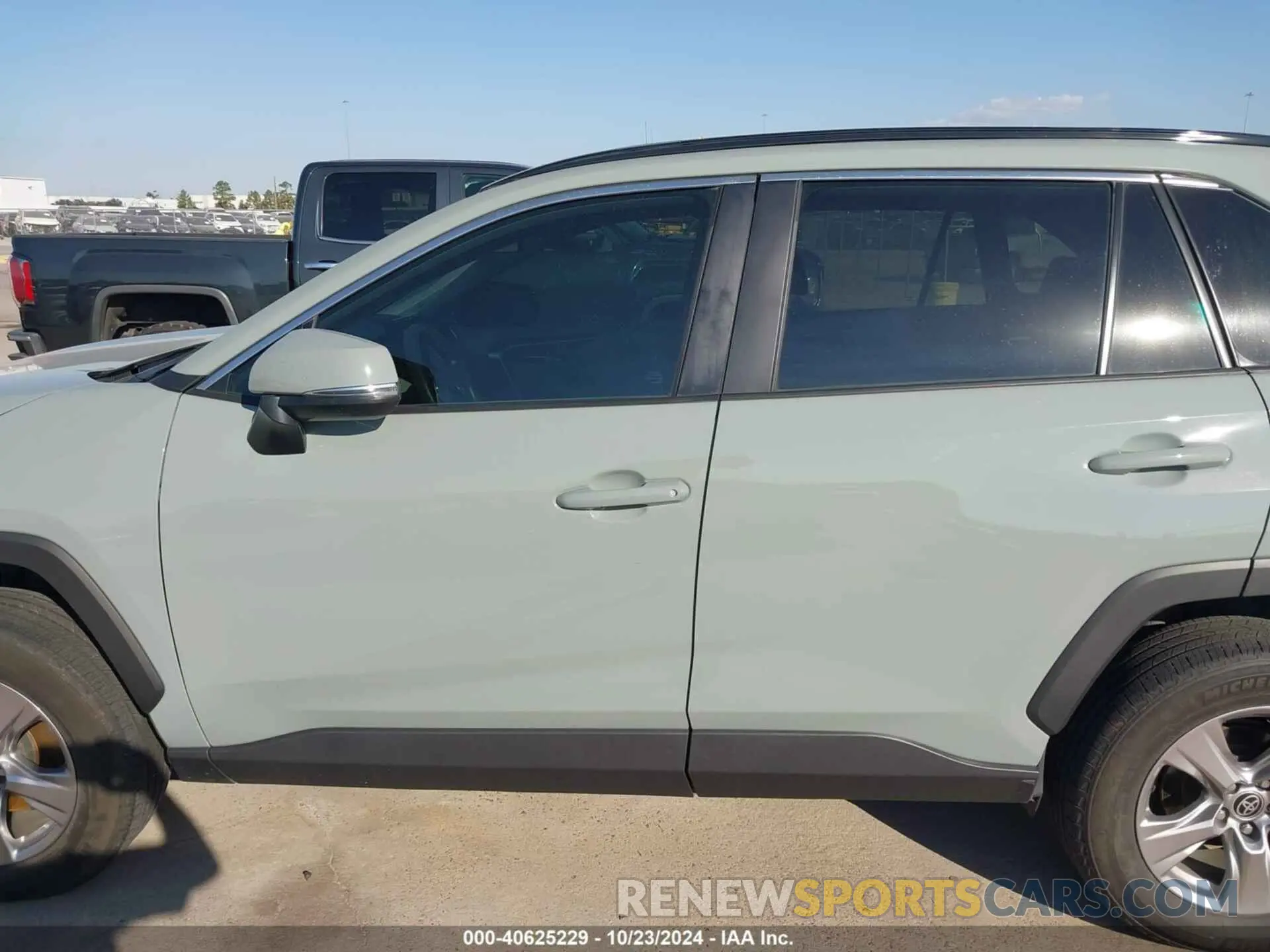 14 fotografías del automóvil dañado 2T3W1RFV9NW227060 TOYOTA RAV4 2022