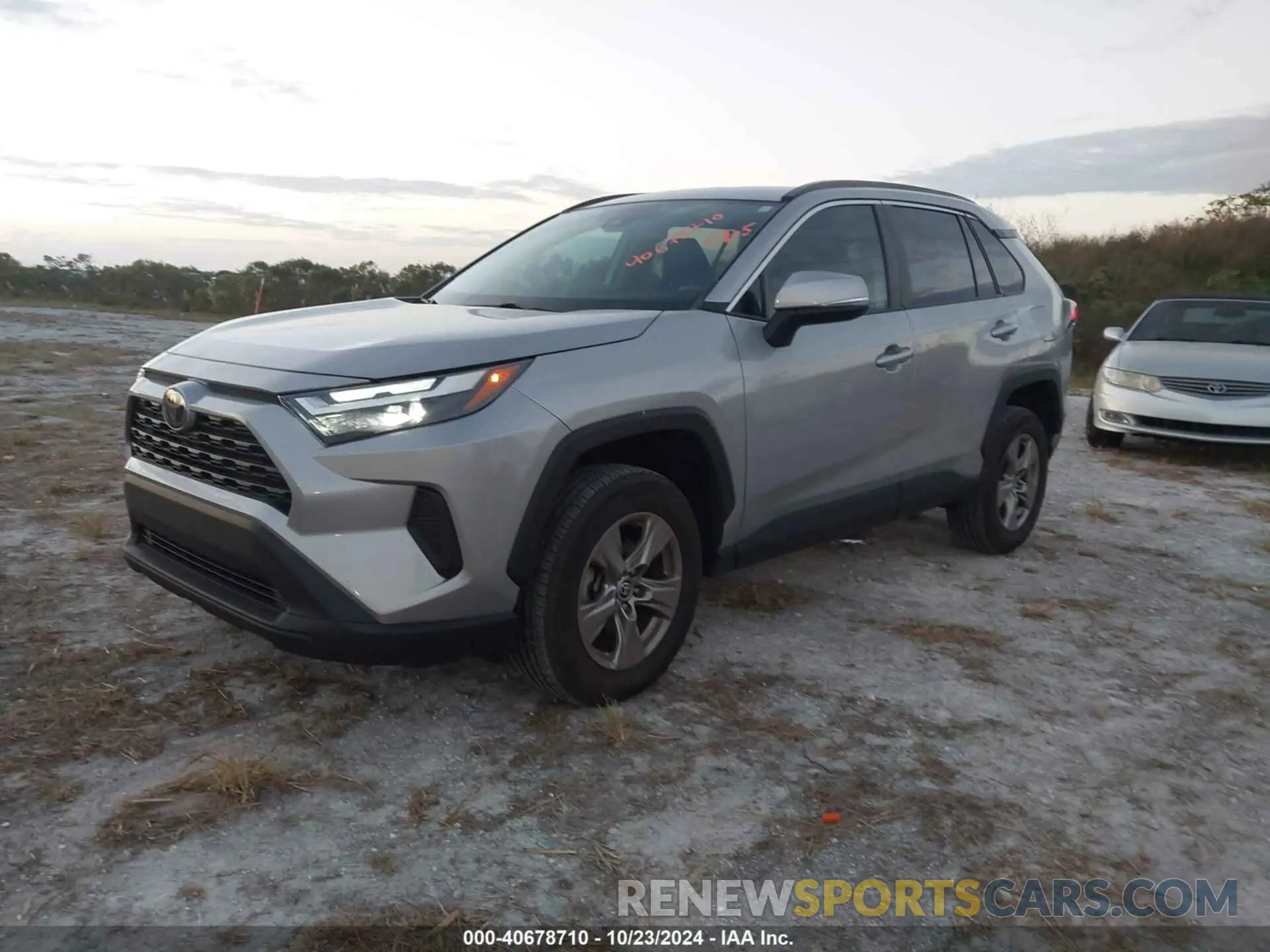 2 fotografías del automóvil dañado 2T3W1RFVXNW216276 TOYOTA RAV4 2022
