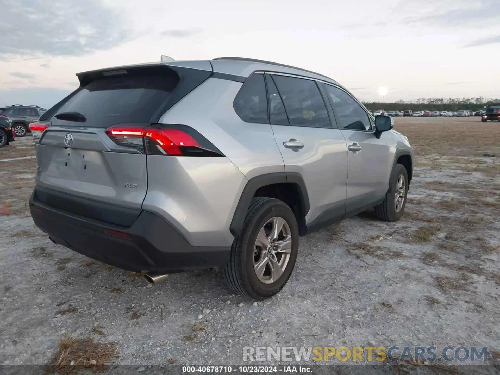4 fotografías del automóvil dañado 2T3W1RFVXNW216276 TOYOTA RAV4 2022