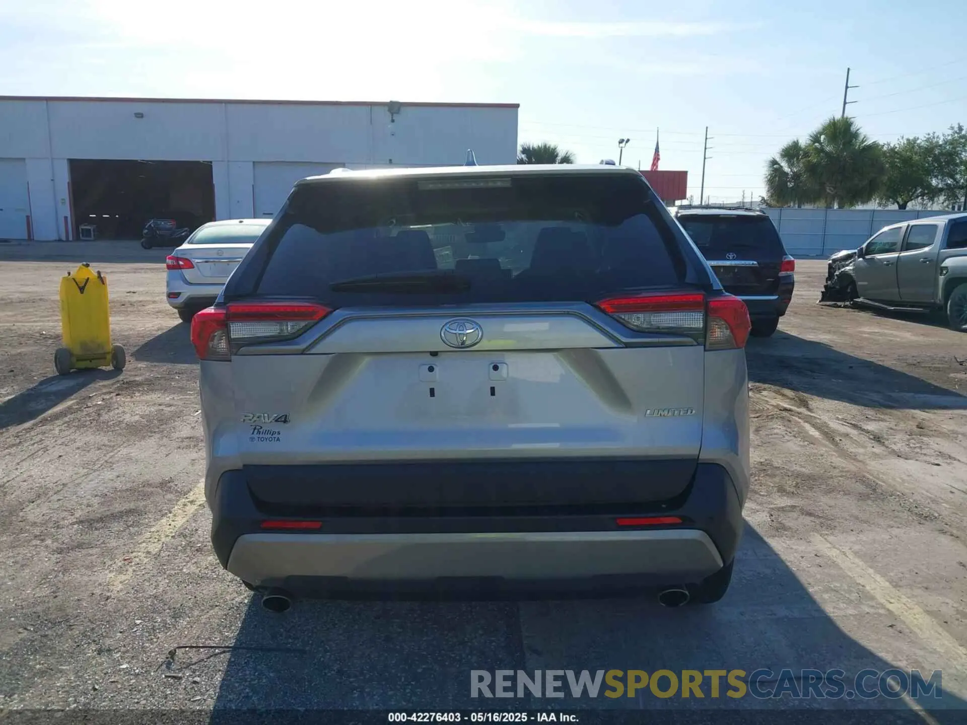 17 fotografías del automóvil dañado 2T3Y1RFV9NC190179 TOYOTA RAV4 2022