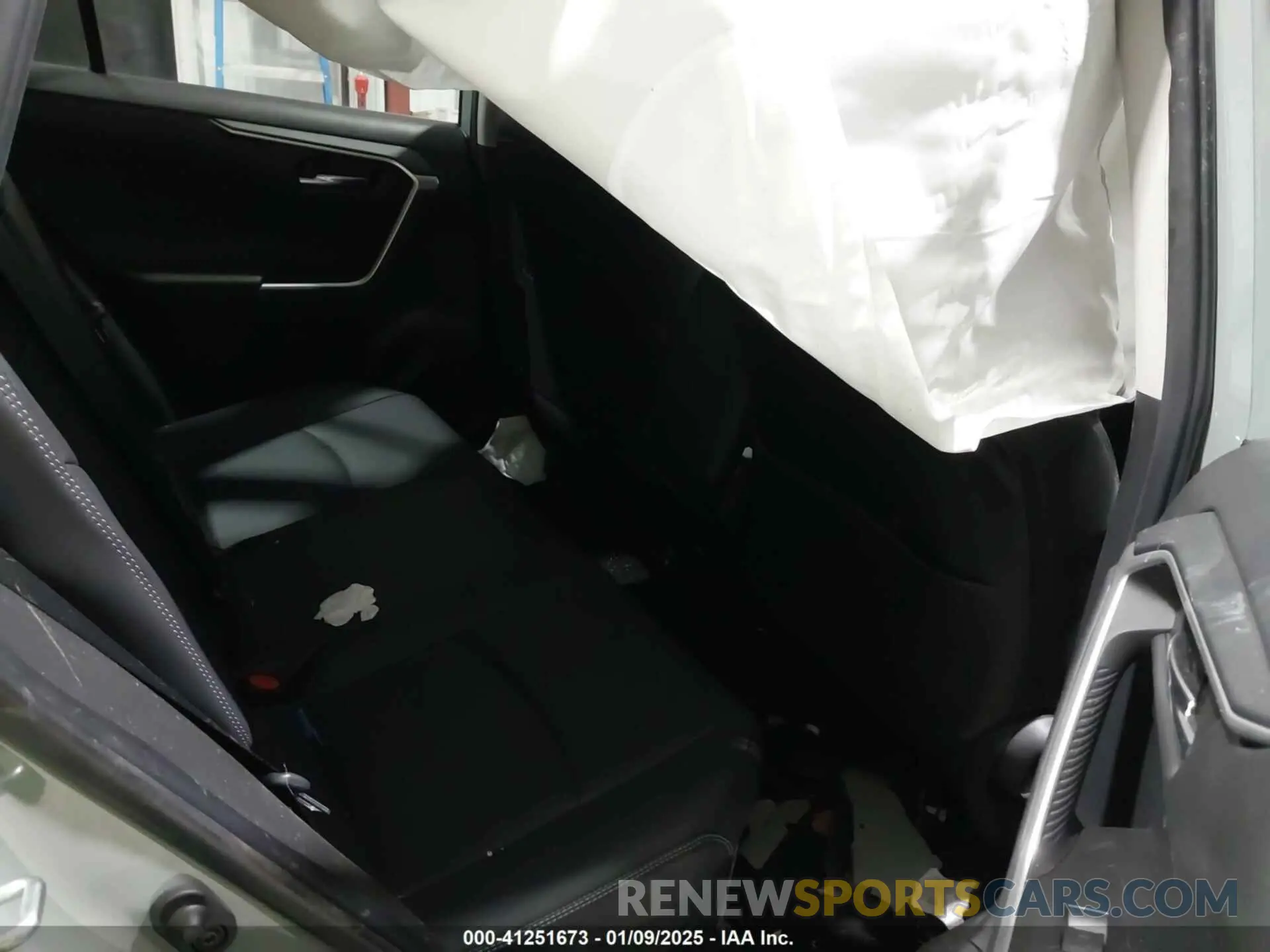 8 fotografías del automóvil dañado 4T3B6RFV3NU103656 TOYOTA RAV4 2022