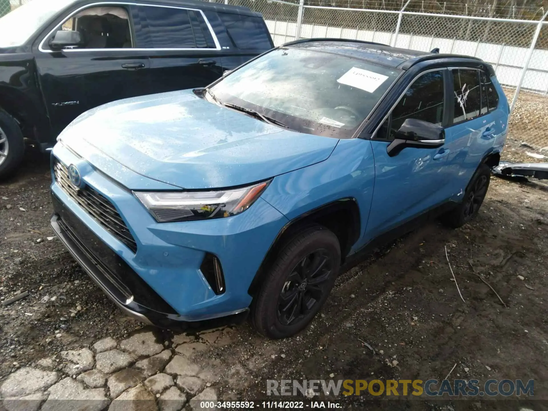 2 fotografías del automóvil dañado 4T3E6RFV3NU082319 TOYOTA RAV4 2022